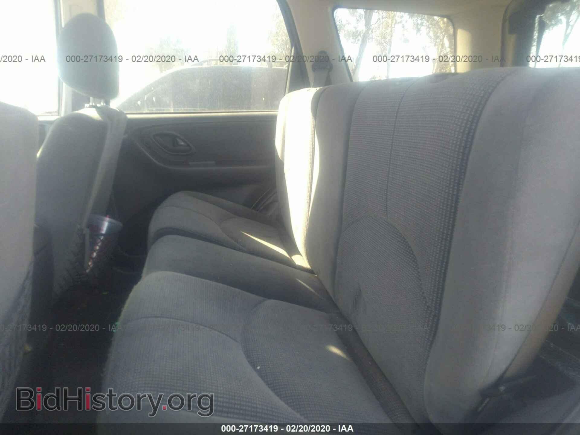 2004 MAZDA TRIBUTE - VIN: 4F2YZ04124KM18985 - Фото 8