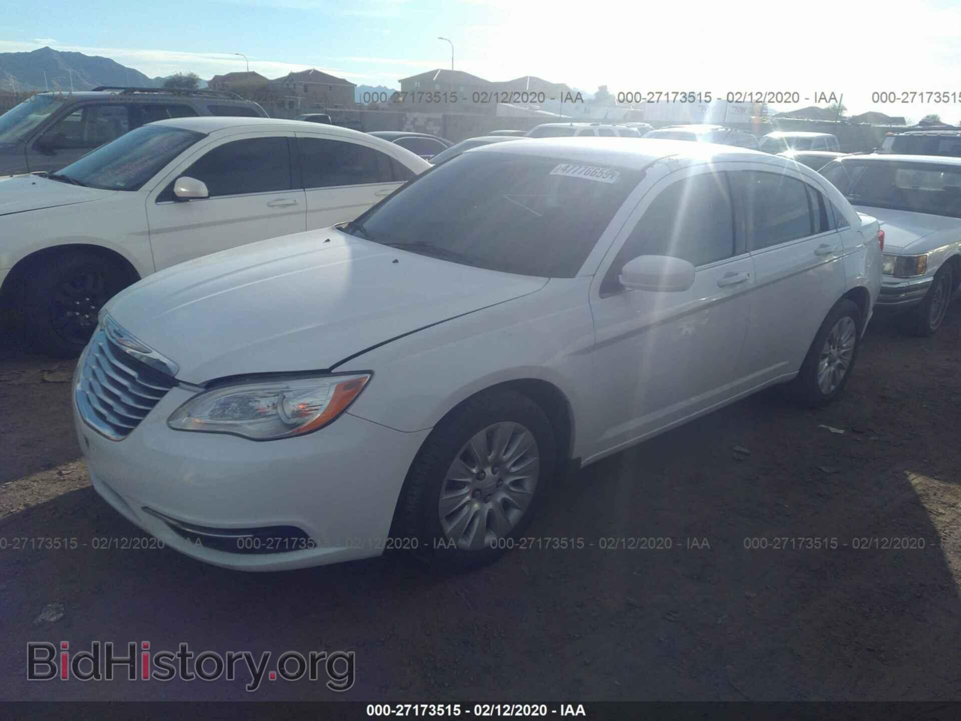 2014 CHRYSLER 200 - VIN: 1C3CCBAB8EN207802 - Фото 2