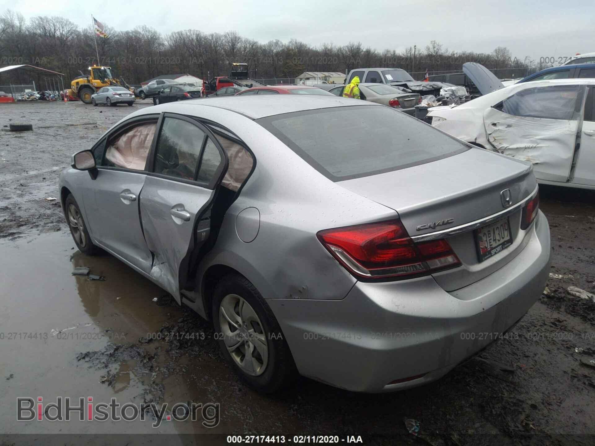 2013 HONDA CIVIC - VIN: 2HGFB2F58DH570706 - Фото 3