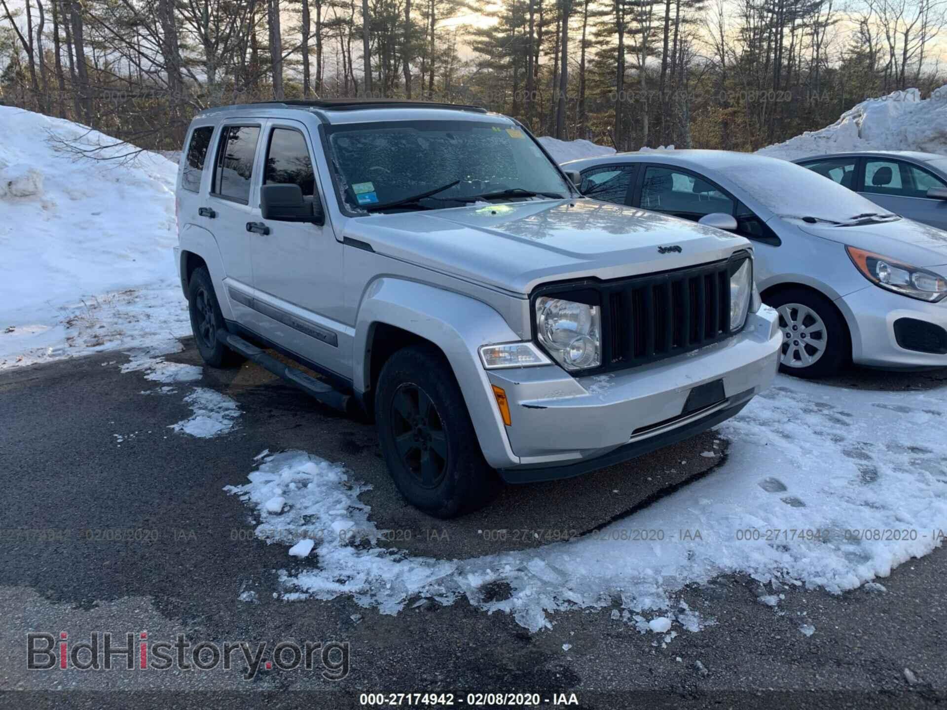 Фотография 1J4PN2GK0BW595672 - JEEP LIBERTY 2011