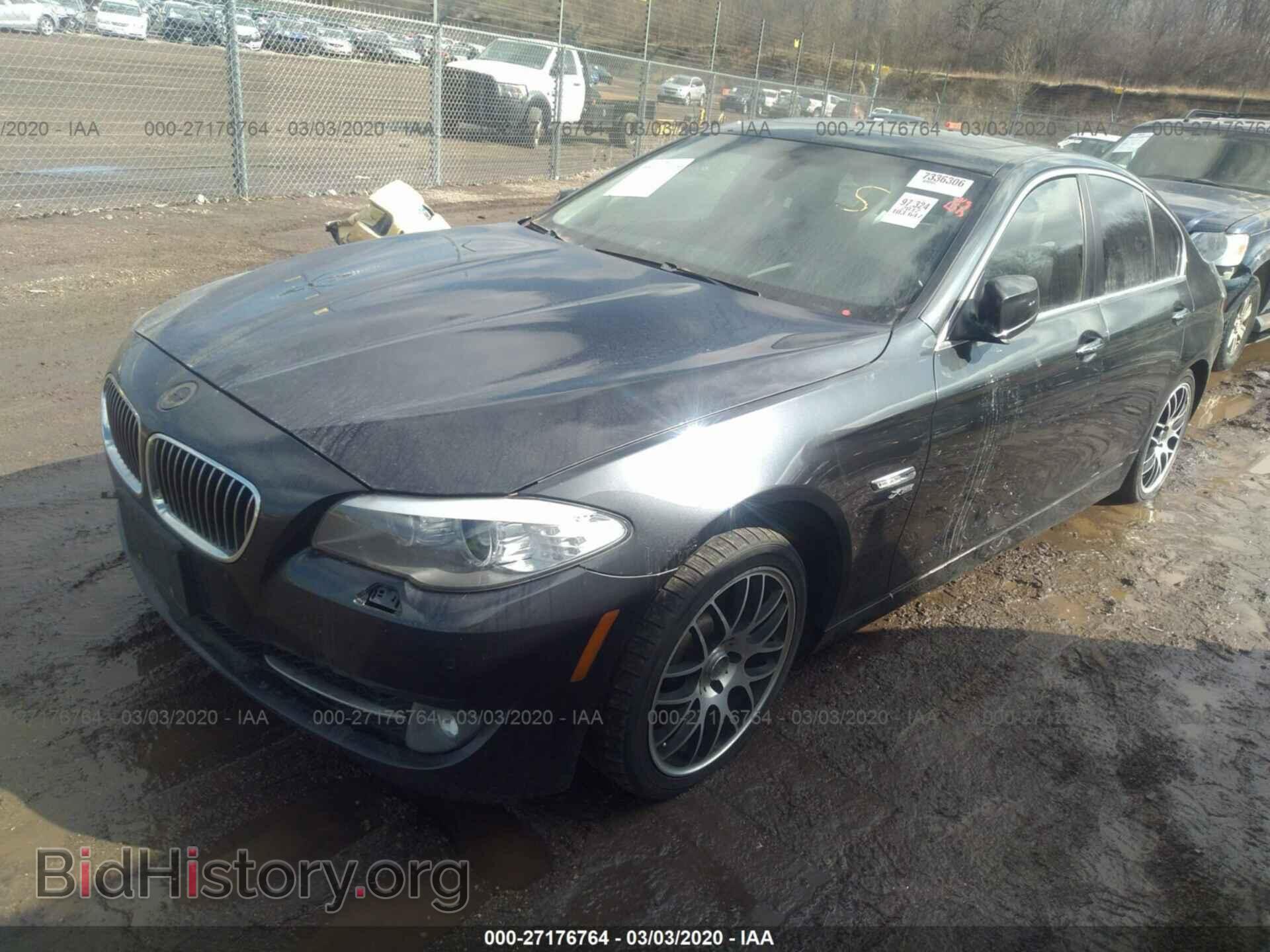 2012 BMW 528 - VIN: WBAXH5C5XCDW05228 - Фото 2