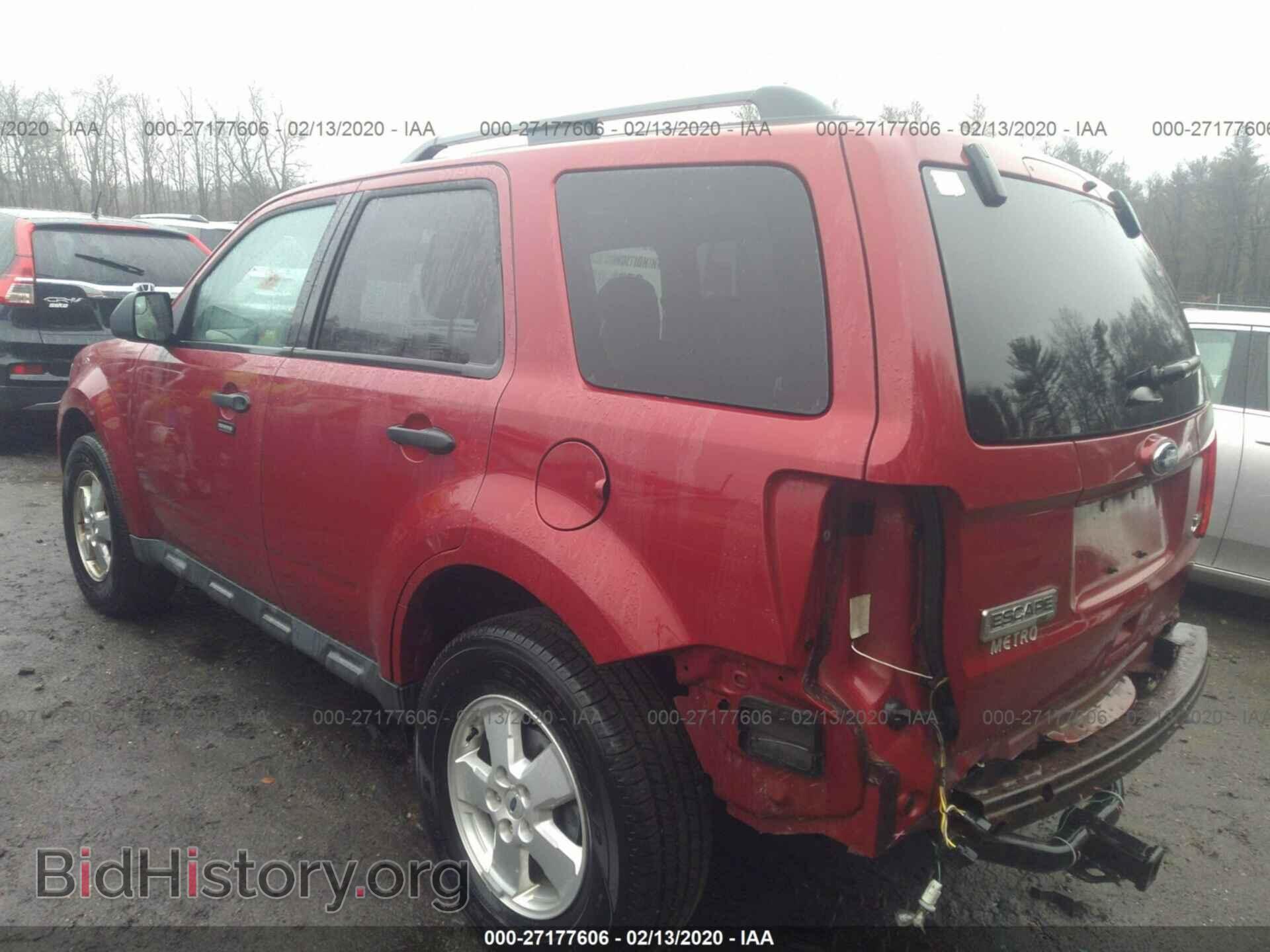 2011 FORD ESCAPE - VIN: 1FMCU0DG8BKC07991 - Фото 3