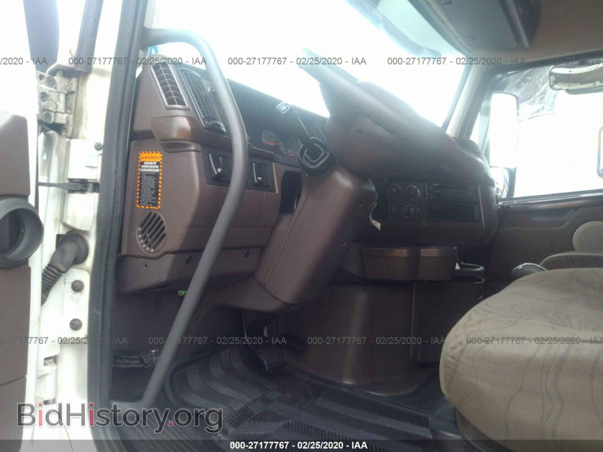2013 VOLVO VN - VIN: 4V4NC9EH9DN143140 - Фото 5