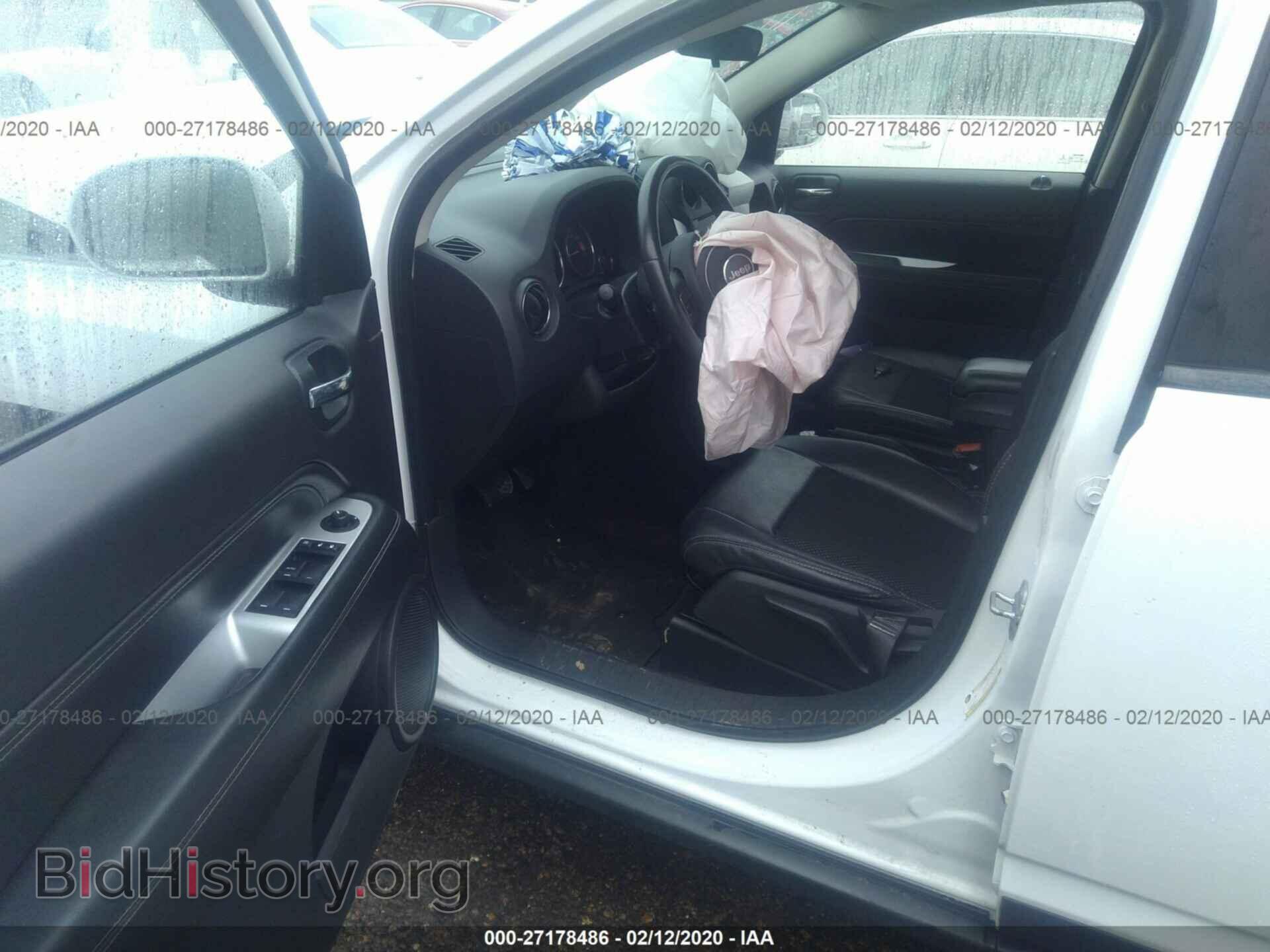 2014 JEEP COMPASS - VIN: 1C4NJCEA7ED631169 - Фото 5