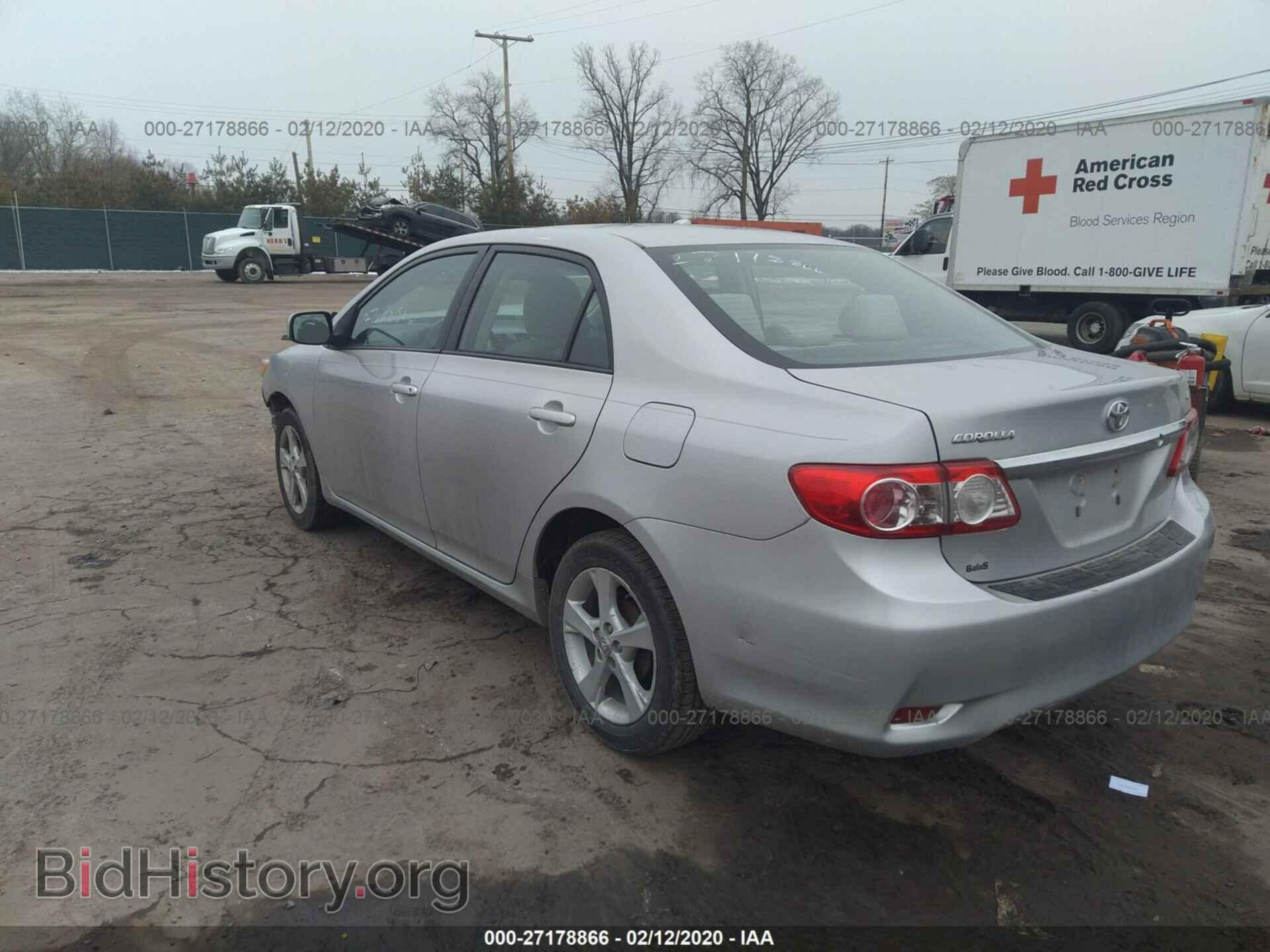 2011 TOYOTA COROLLA - VIN: 2T1BU4EE7BC642233 - Фото 3
