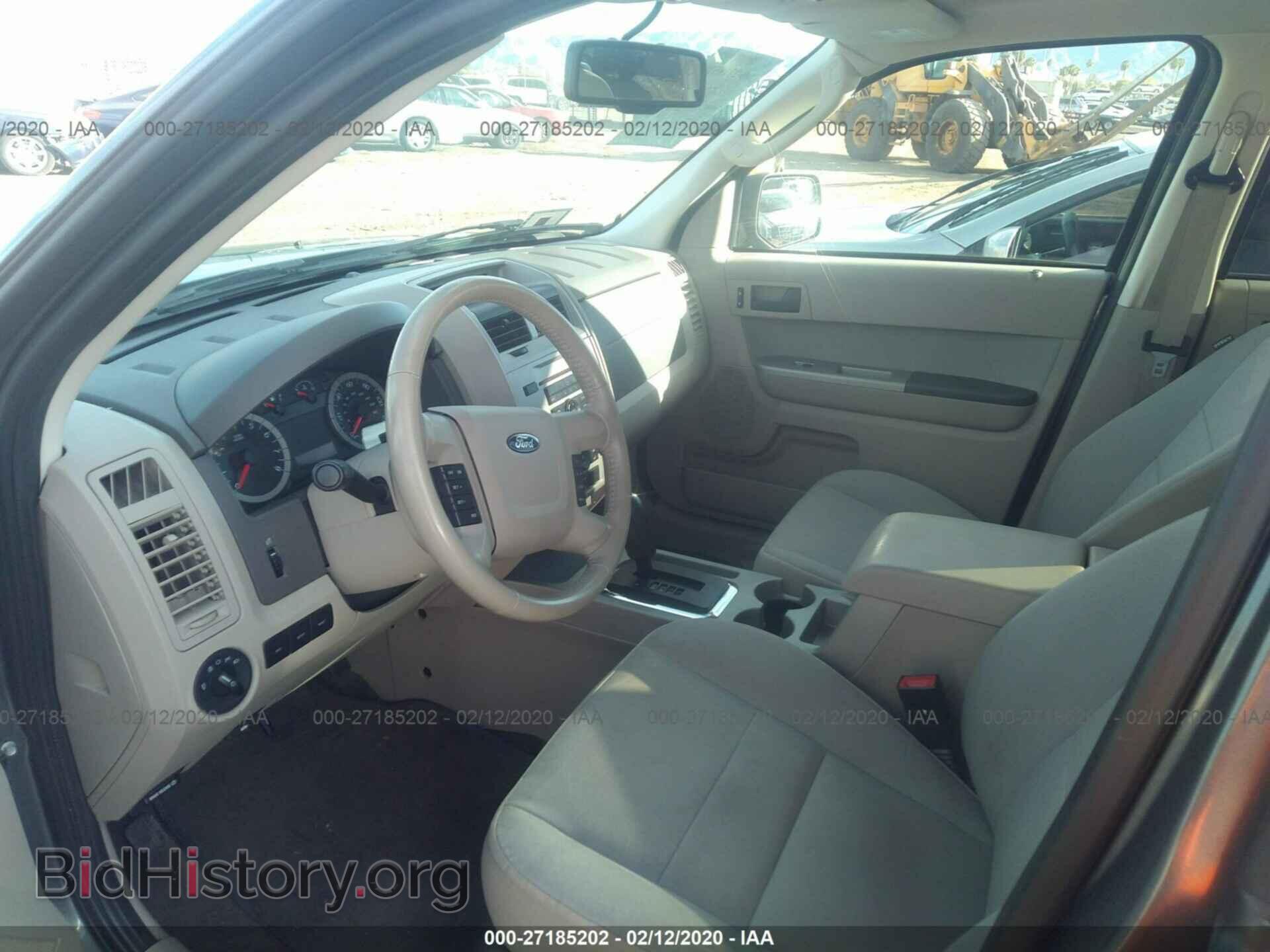 2011 FORD ESCAPE - VIN: 1FMCU0DG5BKA66202 - Фото 5