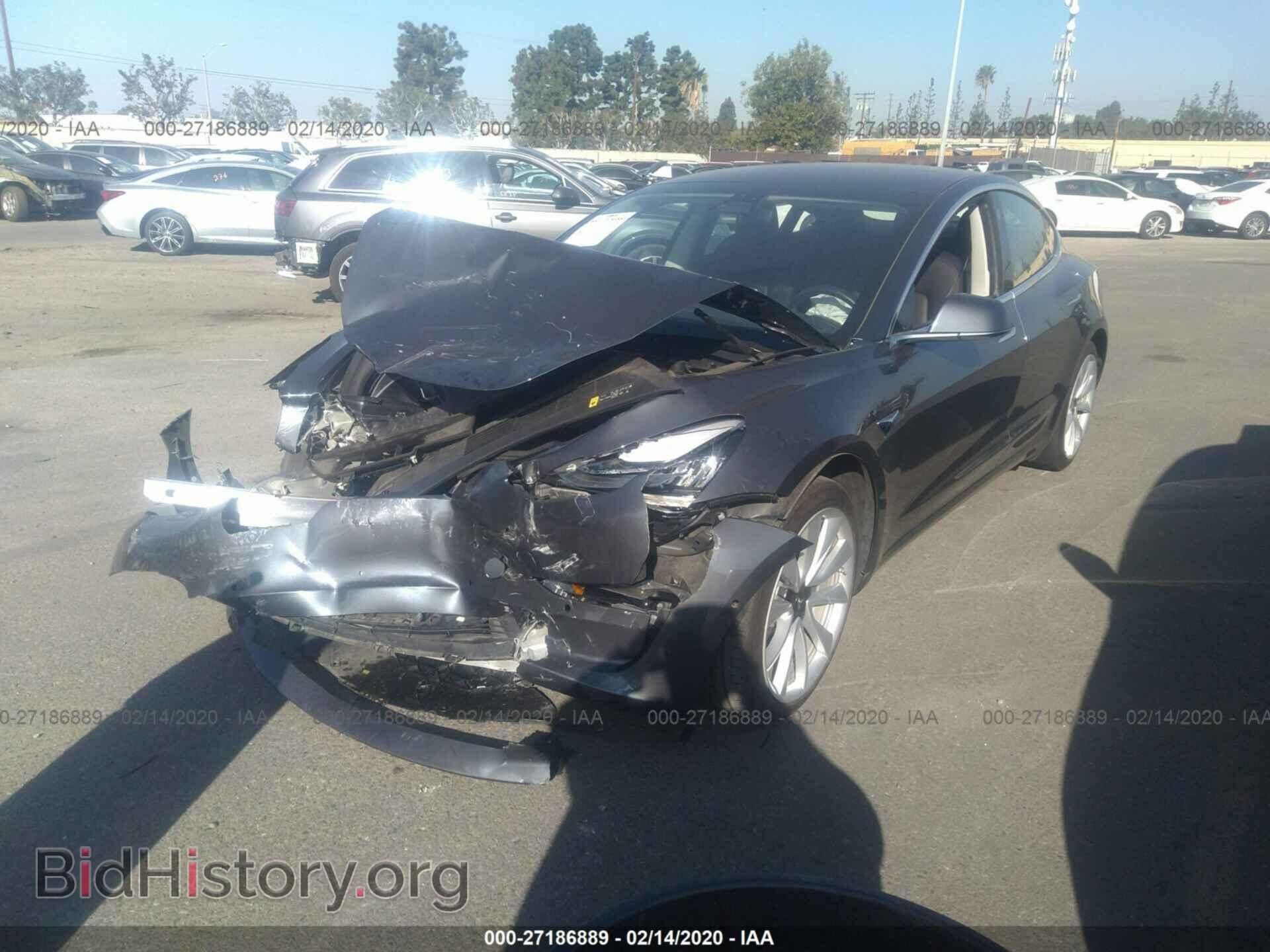 2018 TESLA MODEL 3 - VIN: 5YJ3E1EAXJF056813 - Photo 2