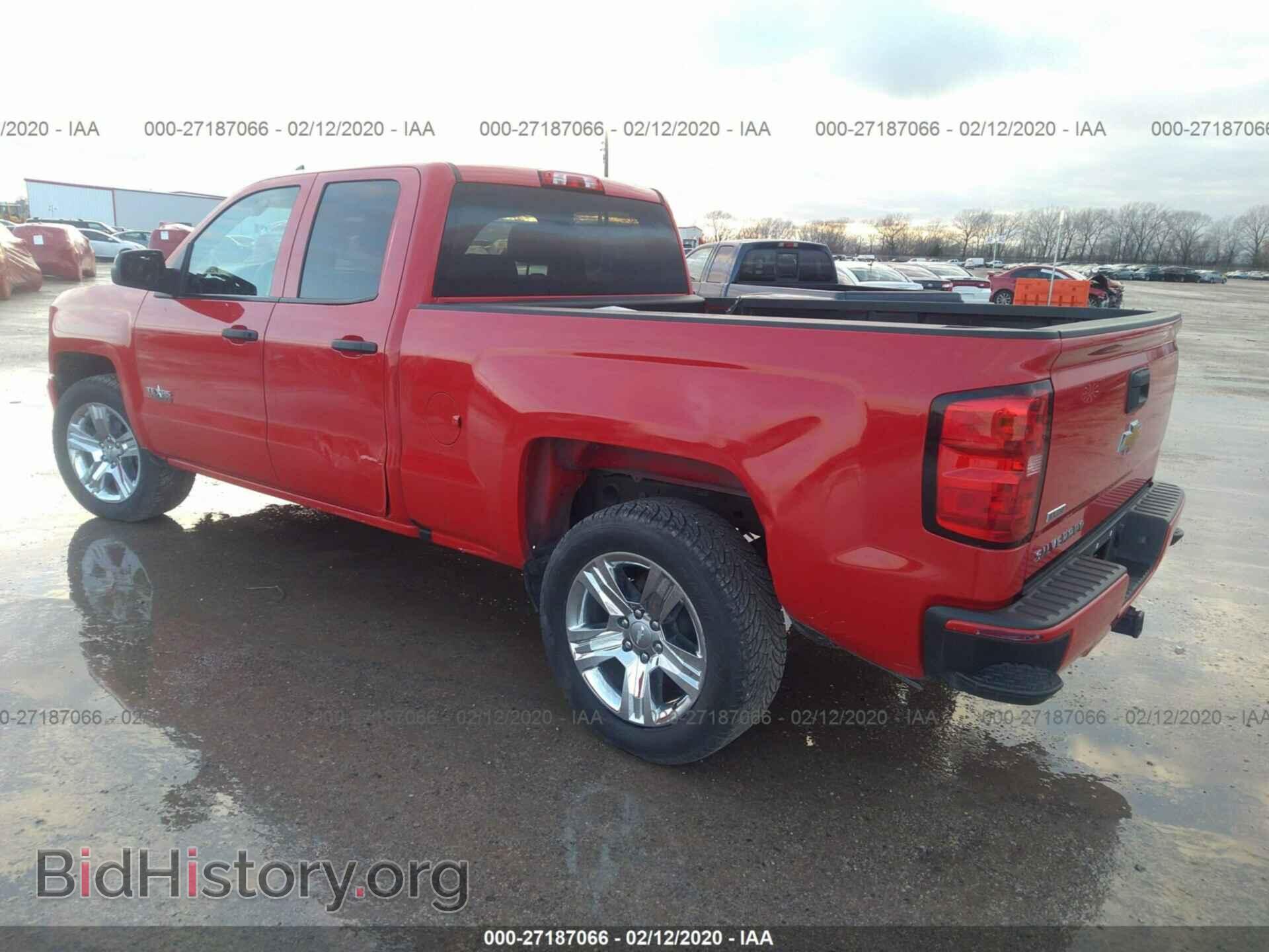 2018 CHEVROLET SILVERADO - VIN: 1GCRCPEC2JZ249939 - Фото 3