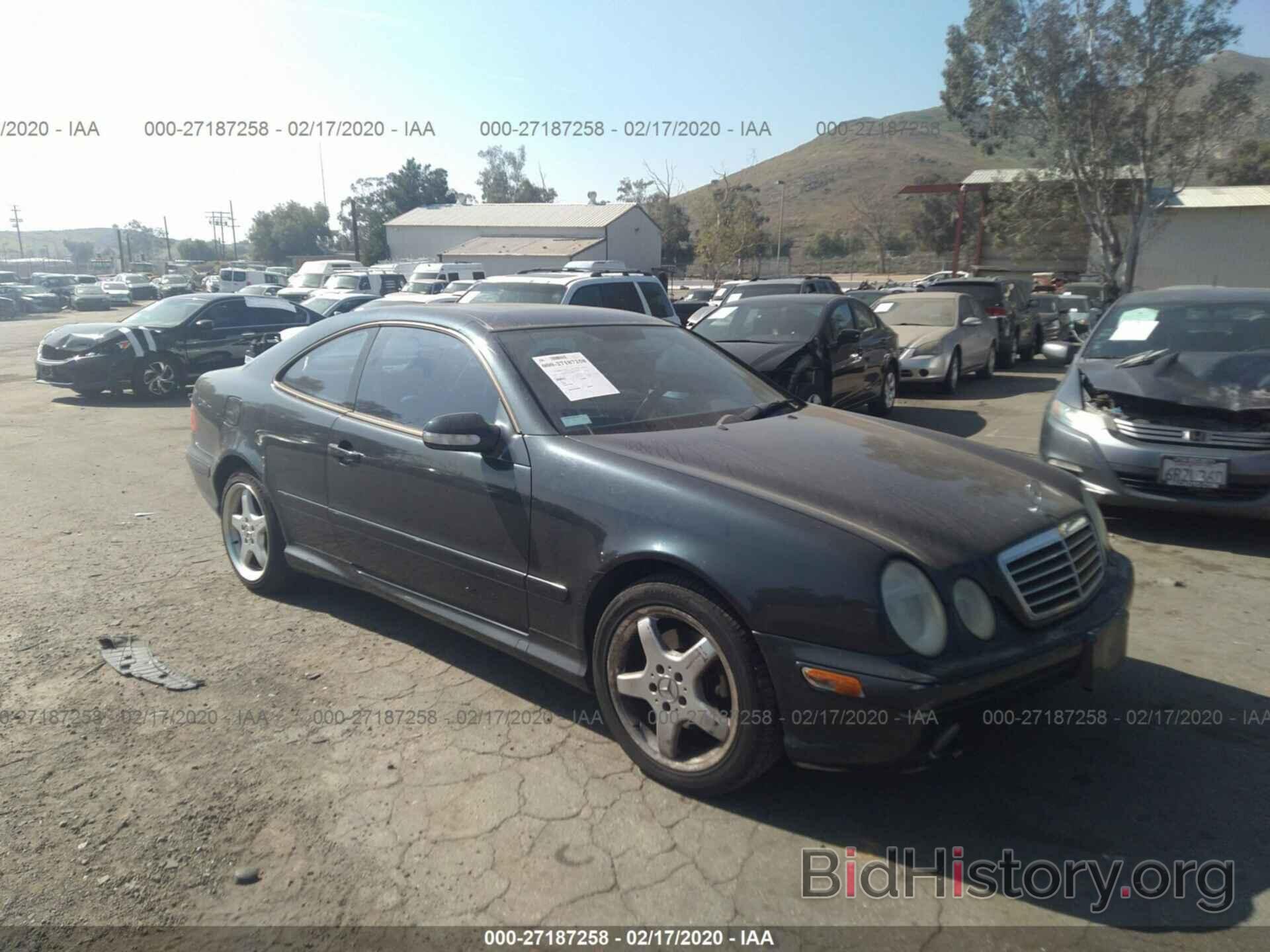 Photo WDBLJ70G72T127330 - MERCEDES-BENZ CLK 2002