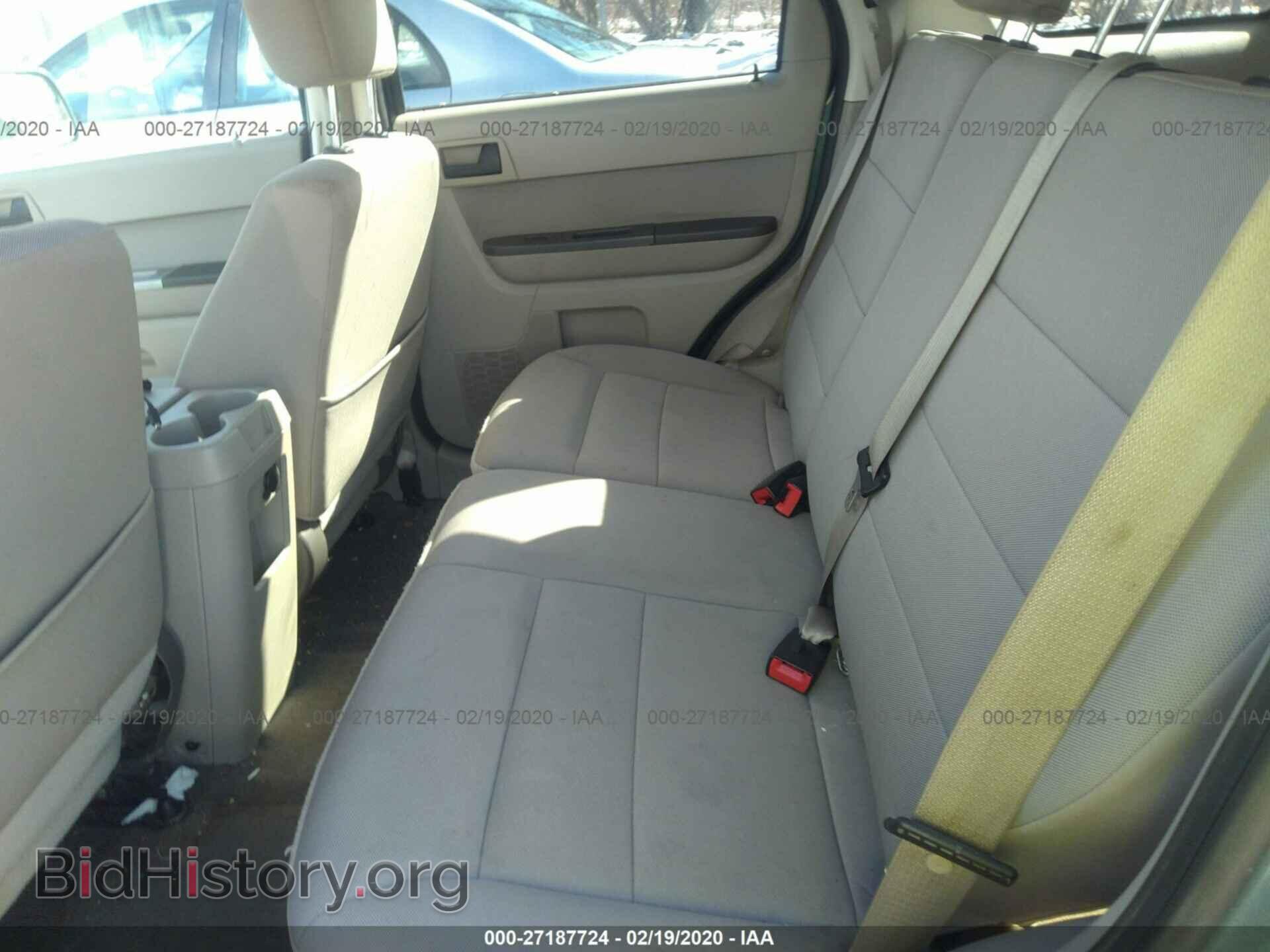 2011 FORD ESCAPE - VIN: 1FMCU9D73BKC46881 - Photo 8