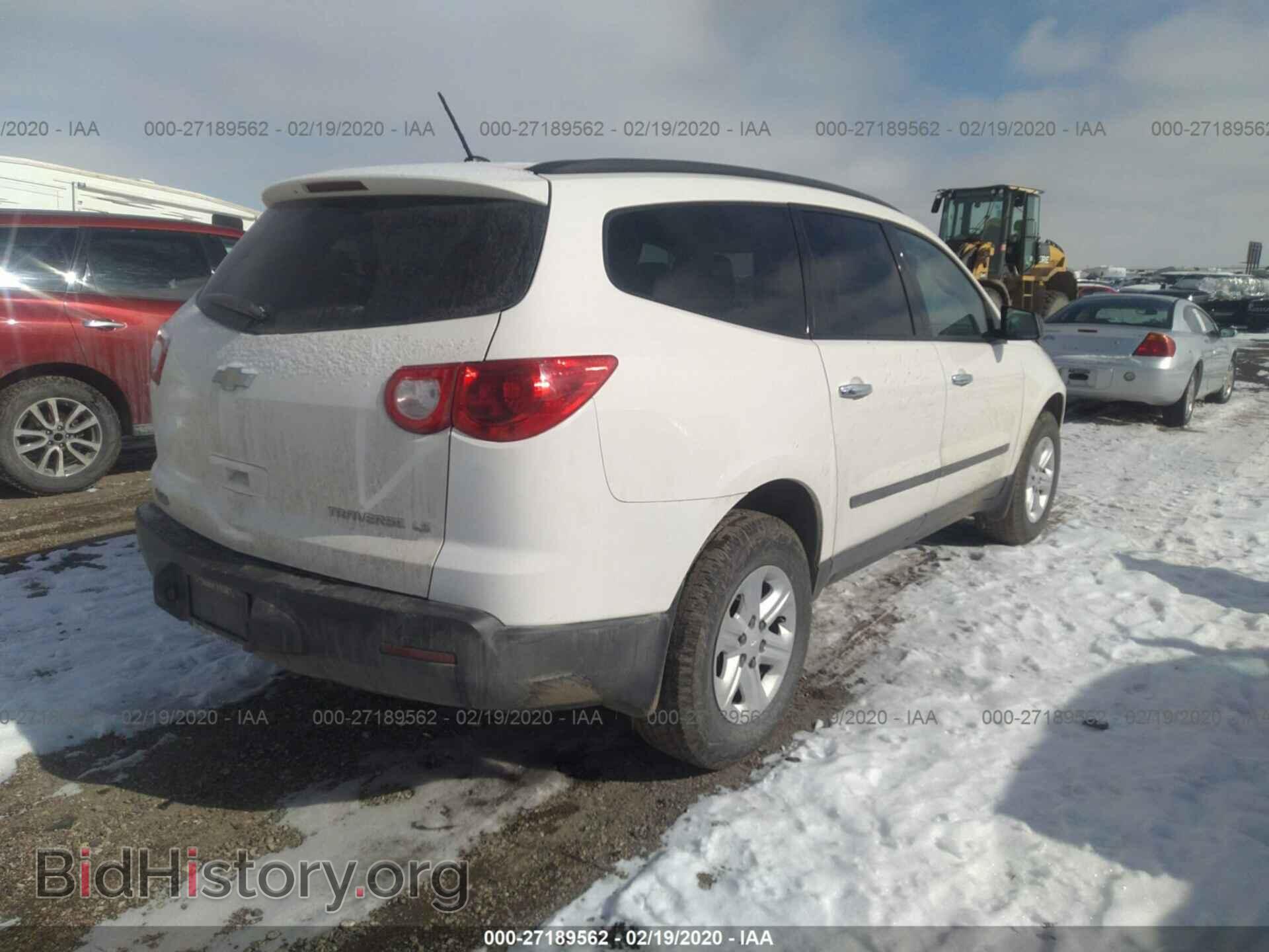2012 CHEVROLET TRAVERSE - VIN: 1GNKRFED3CJ191352 - Фото 4