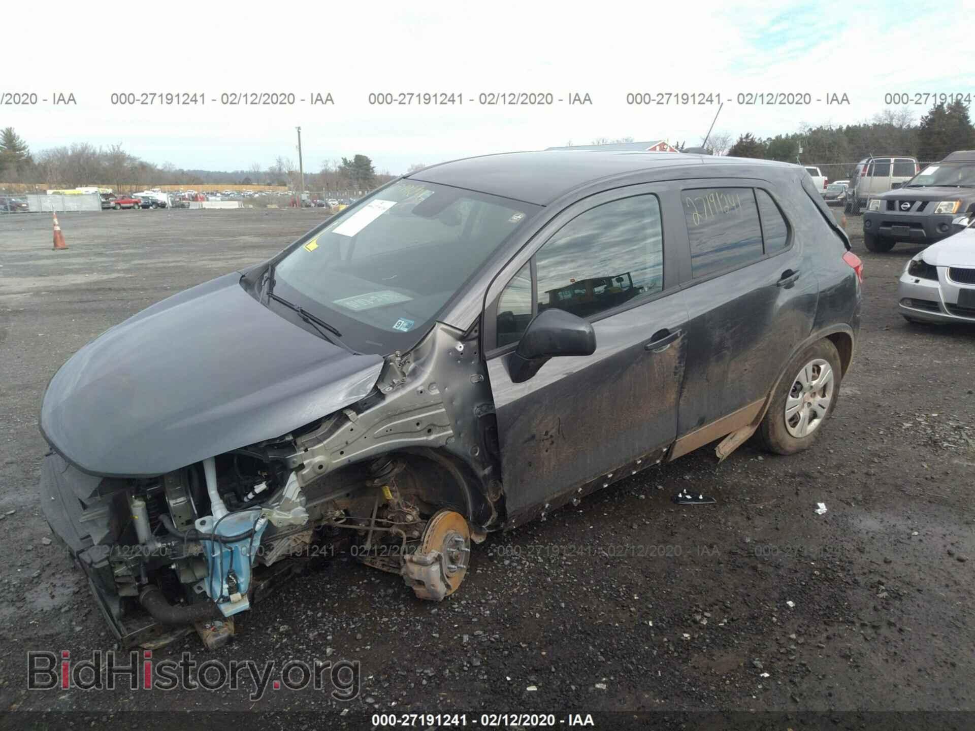 2019 CHEVROLET TRAX - VIN: 3GNCJKSB3KL167356 - Photo 2