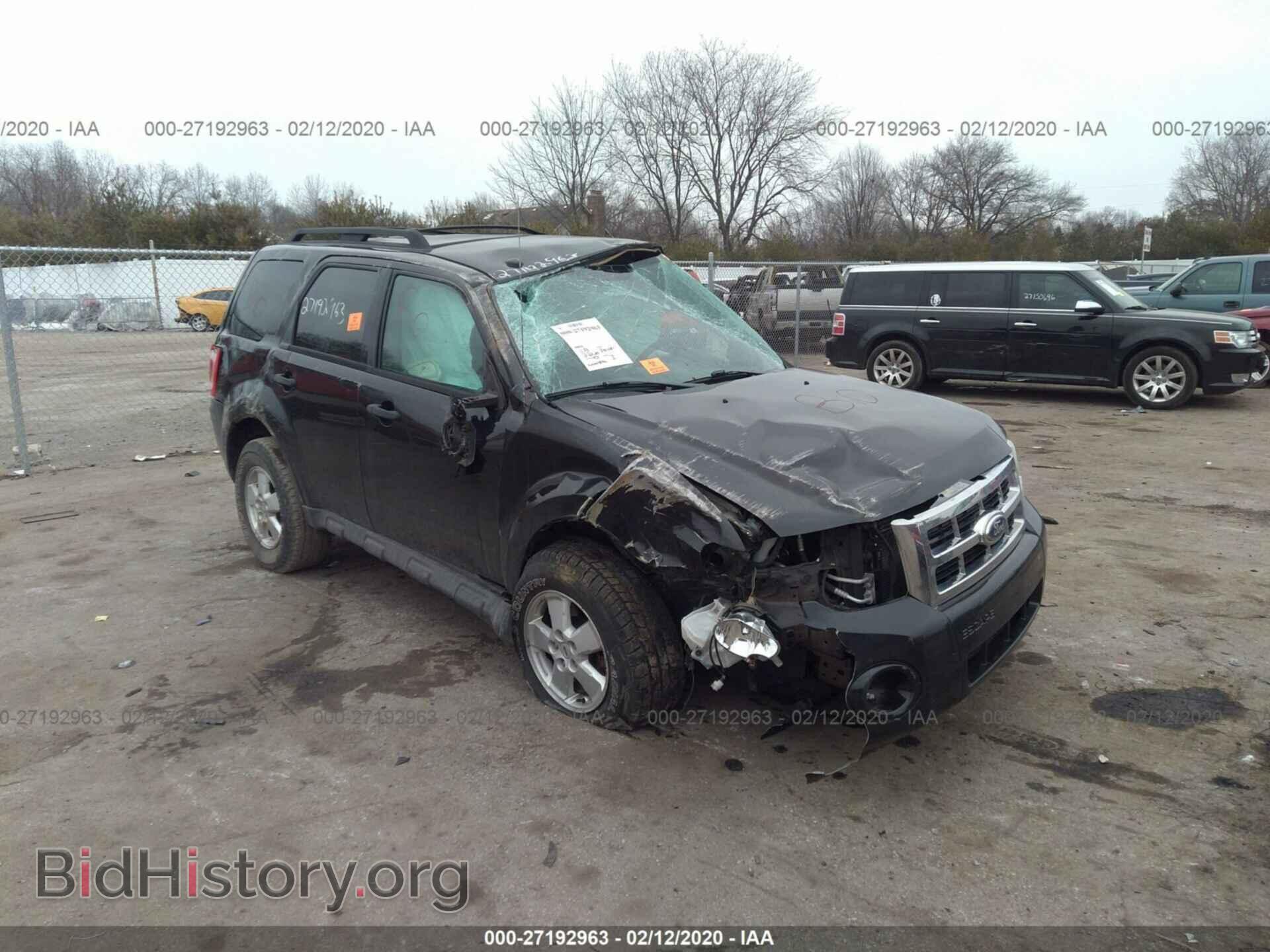 Photo 1FMCU9D76BKC44848 - FORD ESCAPE 2011