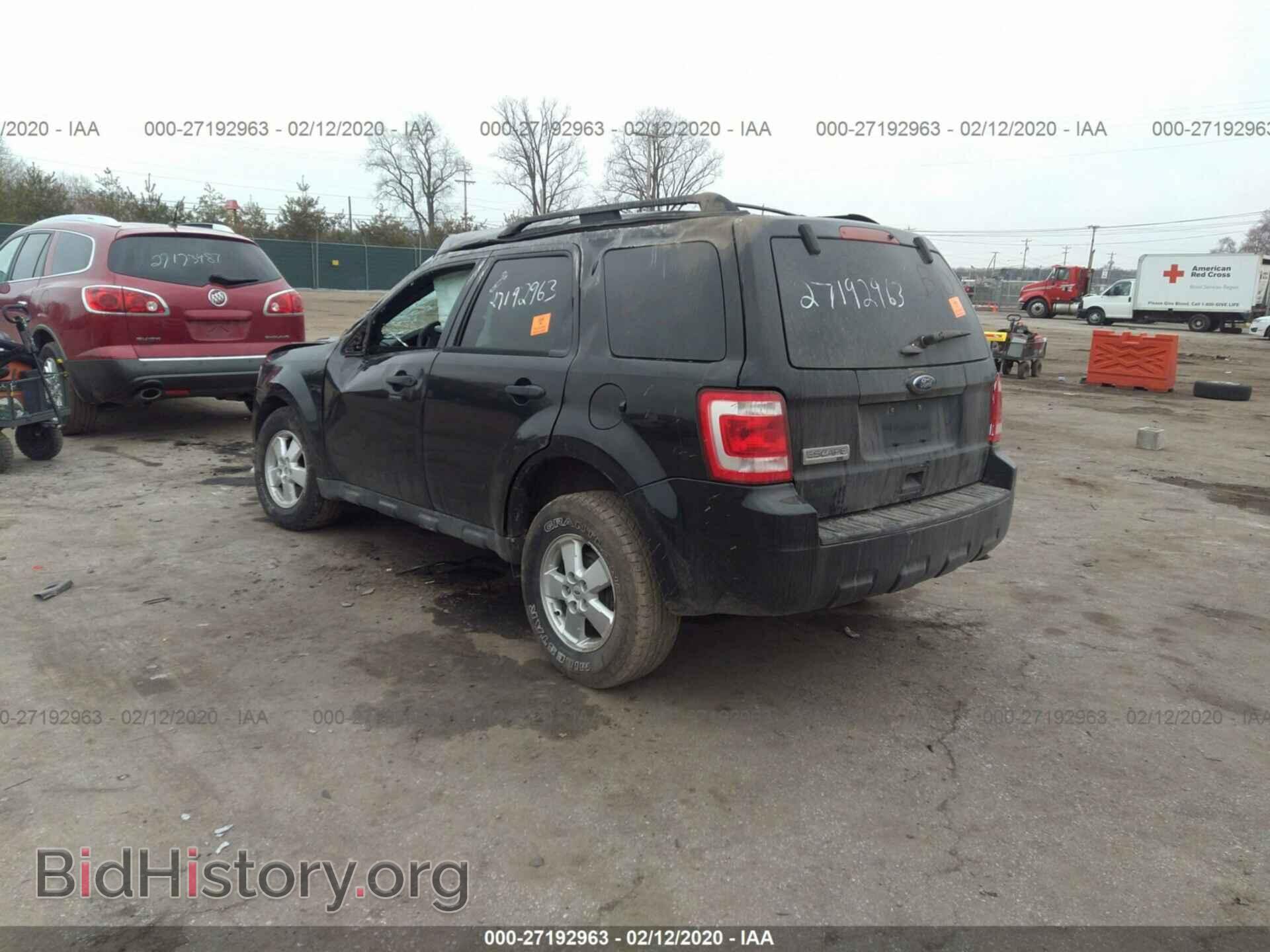 2011 FORD ESCAPE - VIN: 1FMCU9D76BKC44848 - Photo 3