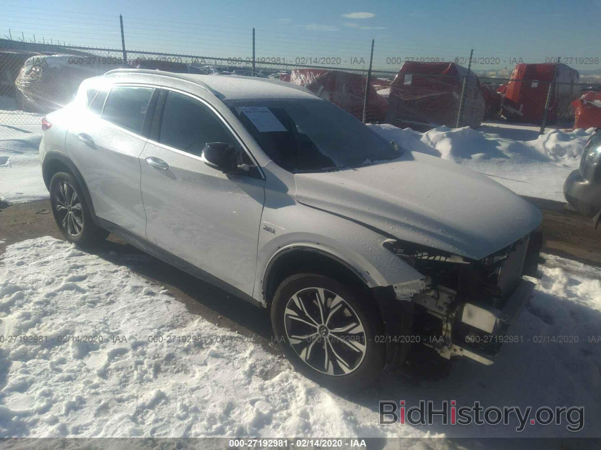 Photo SJKCH5CR7HA035294 - INFINITI QX30 2017