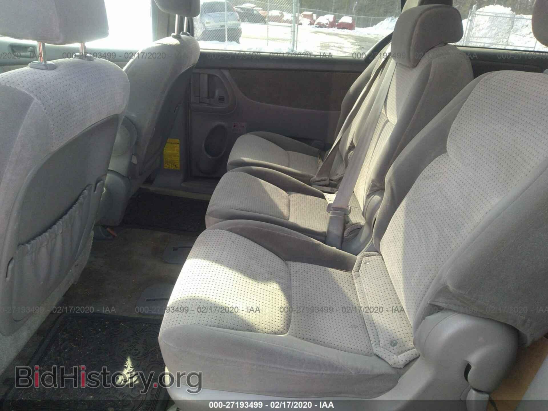 2009 FORD FOCUS - VIN: 1FAHP35N49W151024 - Фото 8