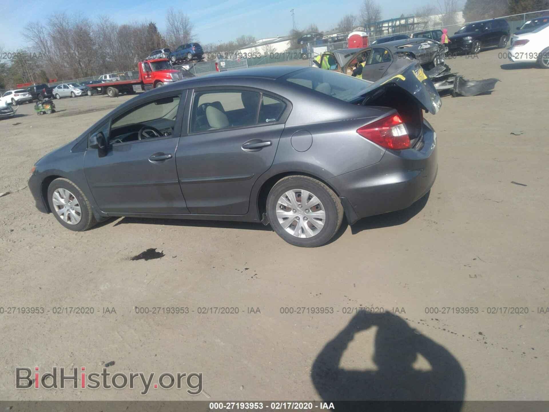 2012 HONDA CIVIC - VIN: 19XFB2F5XCE063945 - Фото 3