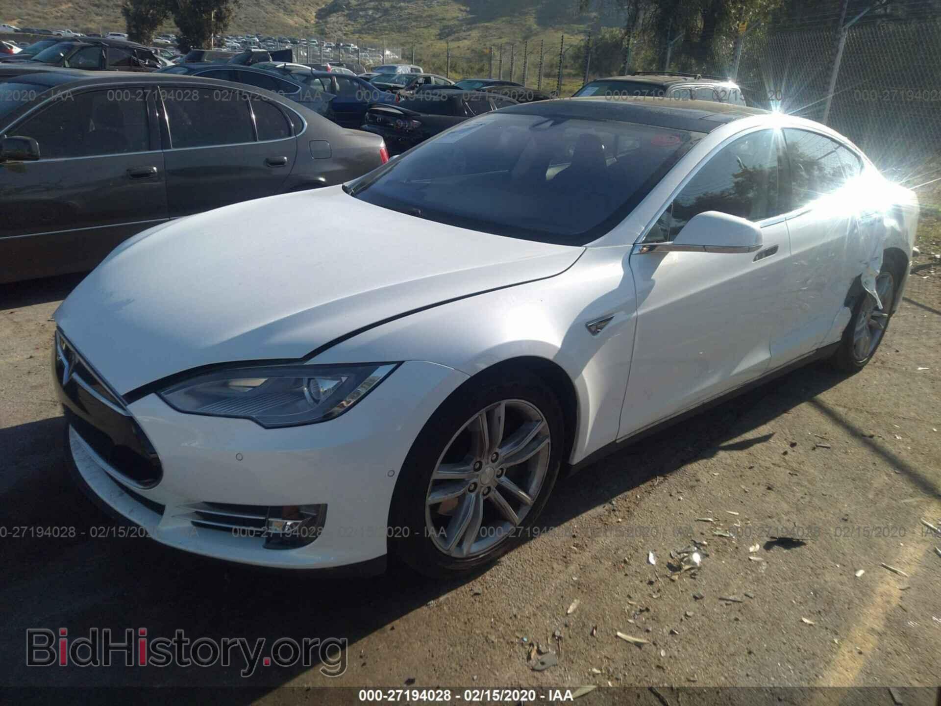 2014 TESLA MODEL S - VIN: 5YJSA1S1XEFP56719 - Фото 2