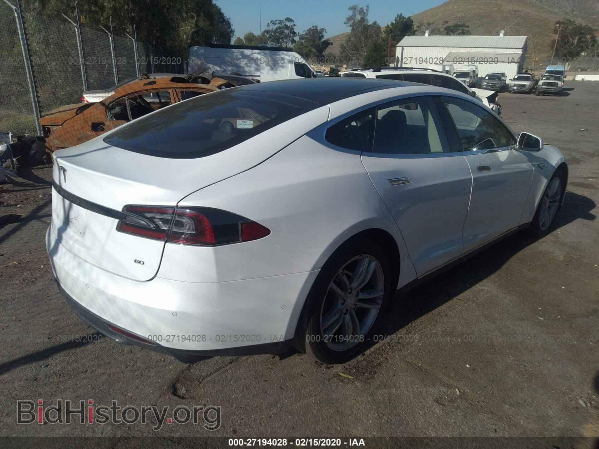 2014 TESLA MODEL S - VIN: 5YJSA1S1XEFP56719 - Фото 4