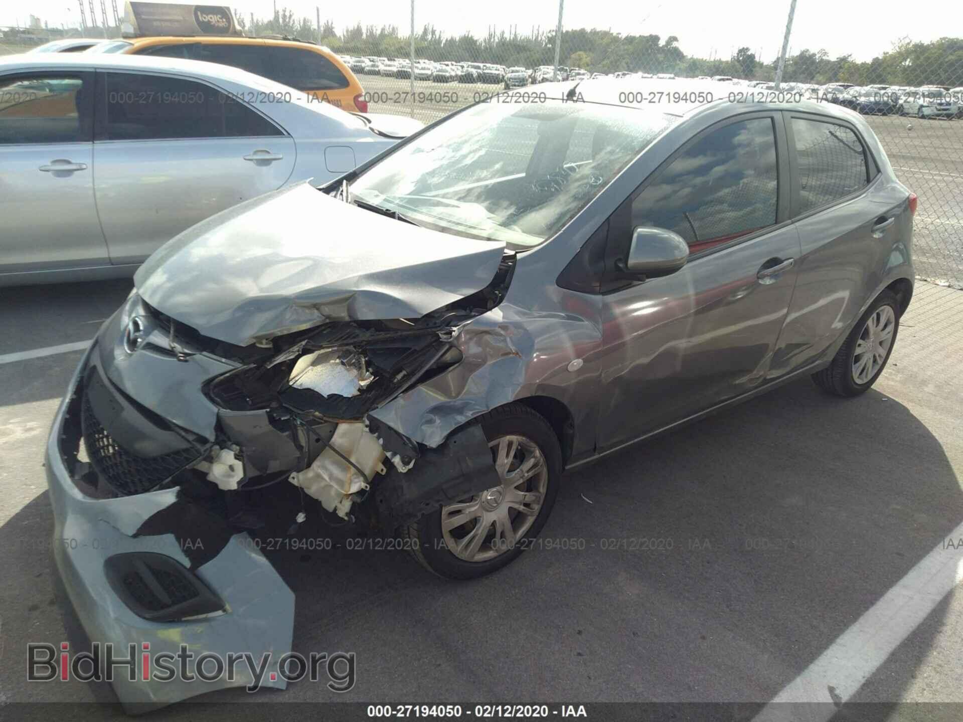 2013 MAZDA MAZDA2 - VIN: JM1DE1KY4D0159847 - Фото 2