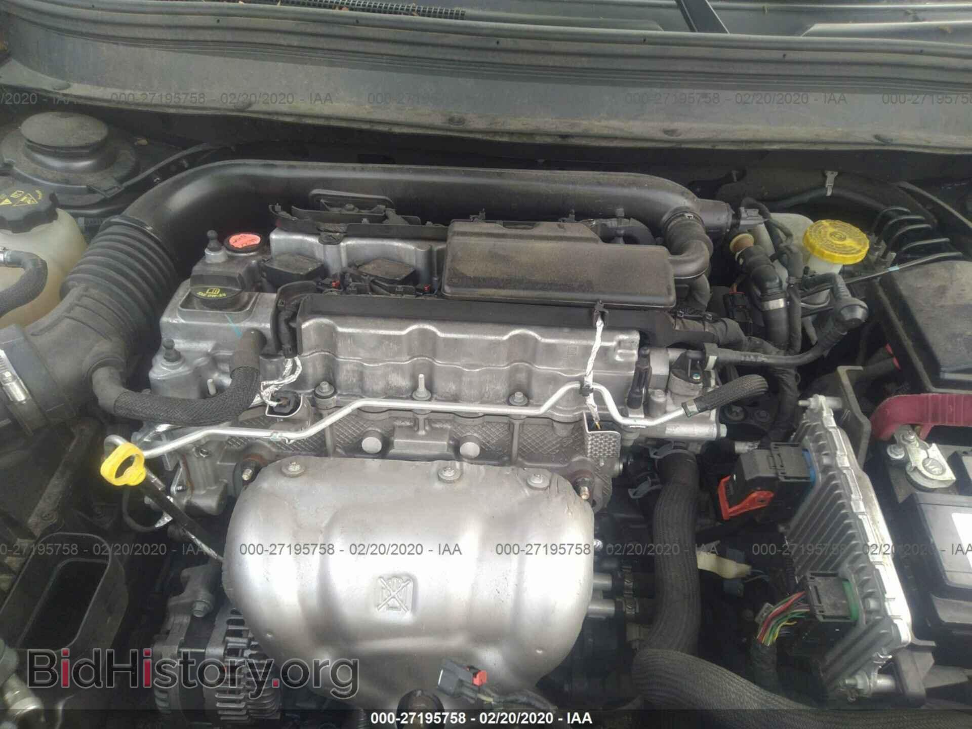 2018 JEEP CHEROKEE - VIN: 1C4PJLLB5JD584321 - Фото 10