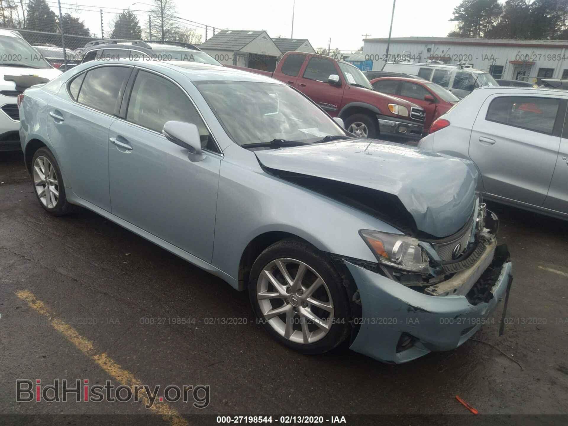 Photo JTHCF5C25C5057595 - LEXUS IS 2012