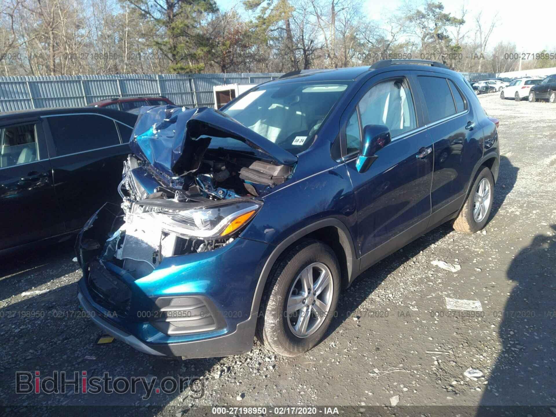 2019 CHEVROLET TRAX - VIN: 3GNCJLSB3KL175561 - Фото 2