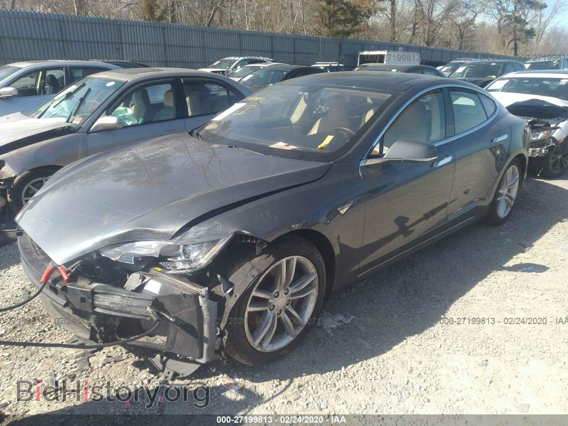 2013 TESLA MODEL S - VIN: 5YJSA1DP1DFP16416 - Фото 2