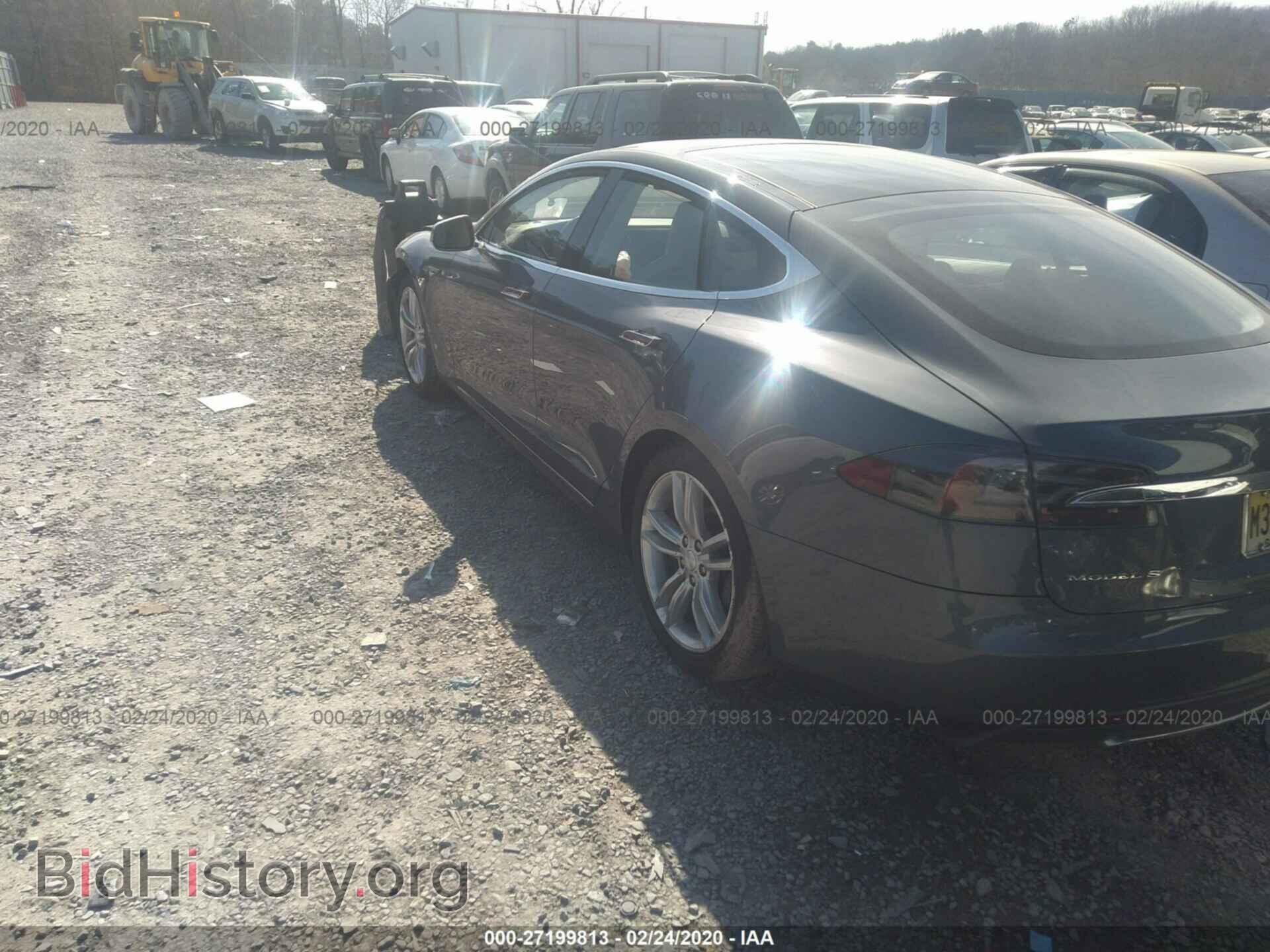 2013 TESLA MODEL S - VIN: 5YJSA1DP1DFP16416 - Фото 3