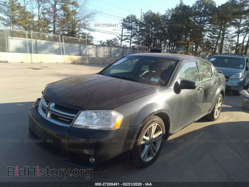 2011 Dodge AVENGER (VIN 1B3BD1FG4BN523911) — фото 2 из 11