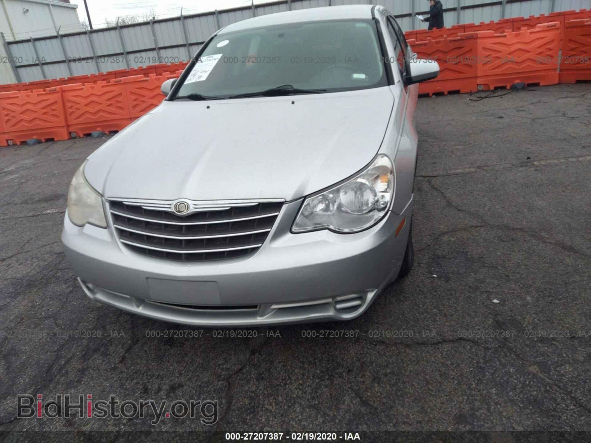 2010 CHRYSLER SEBRING - VIN: 1C3CC5FB6AN172147 - Фото 6