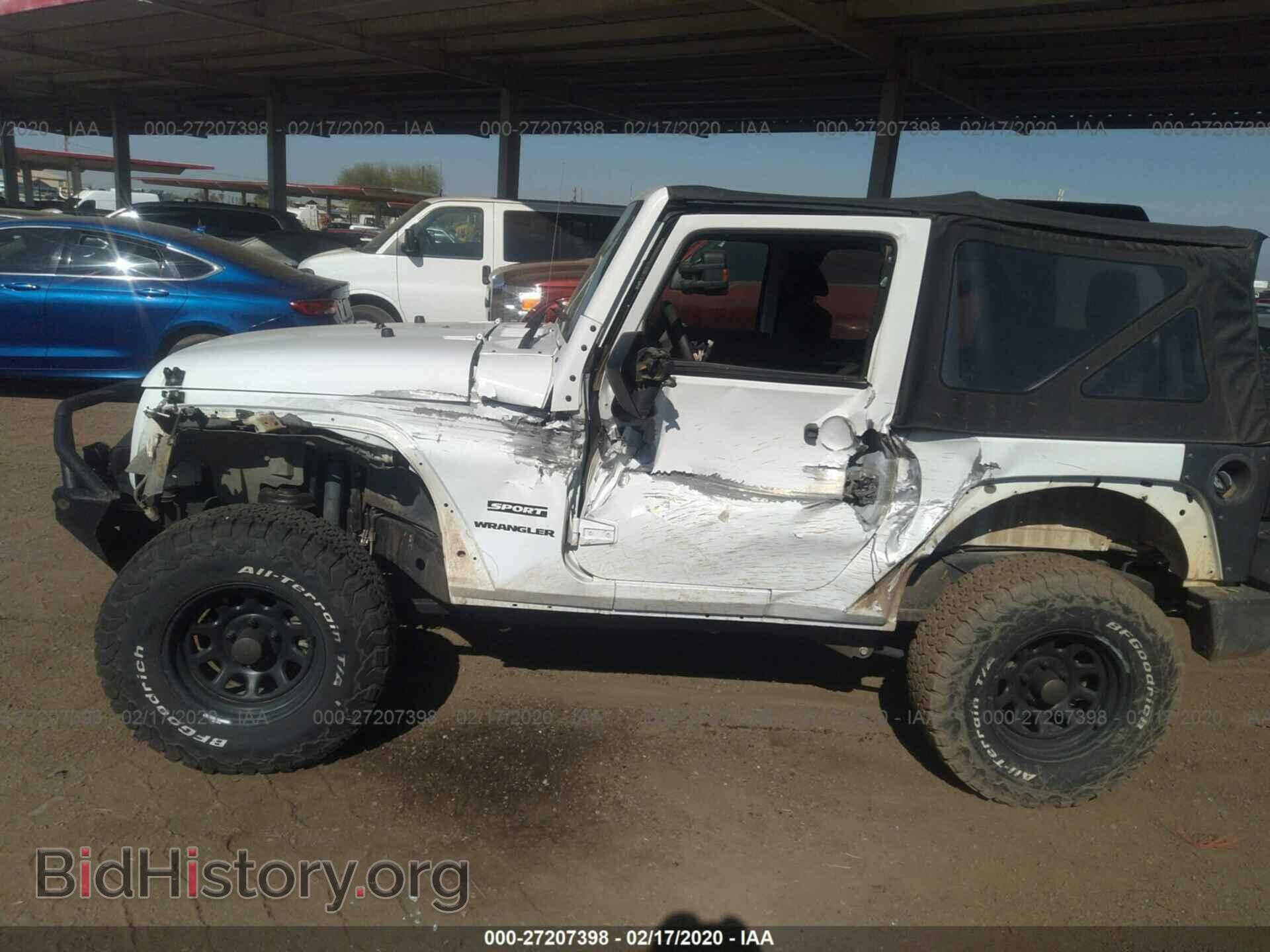 2011 JEEP WRANGLER - VIN: 1J4AA2D17BL557841 - Фото 6