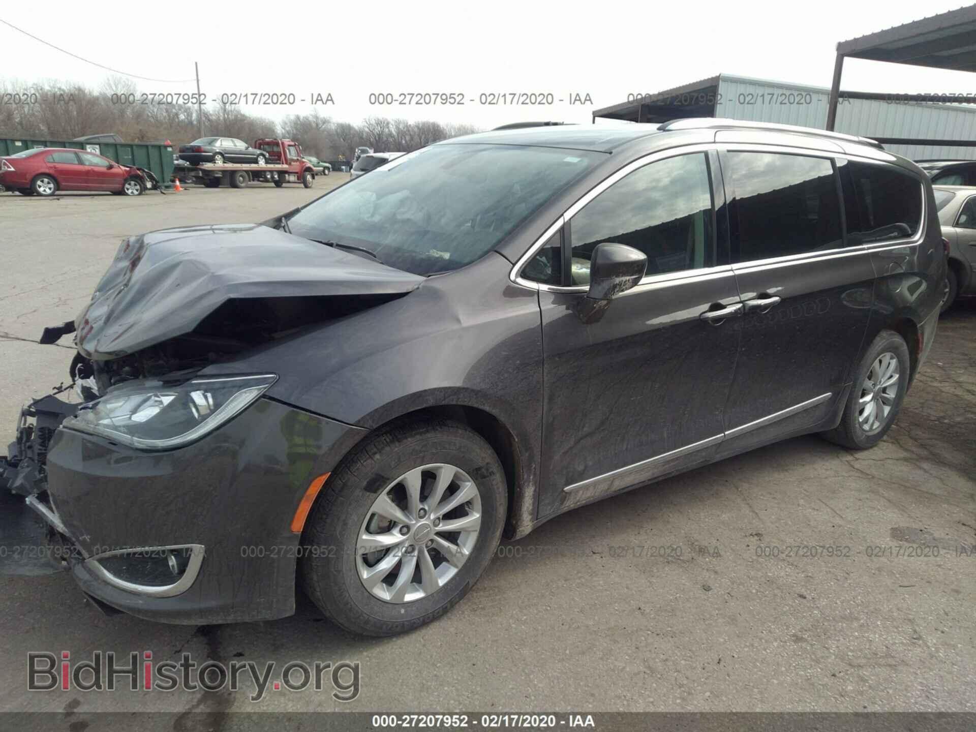 2018 CHRYSLER PACIFICA - VIN: 2C4RC1BG1JR186217 - Фото 2