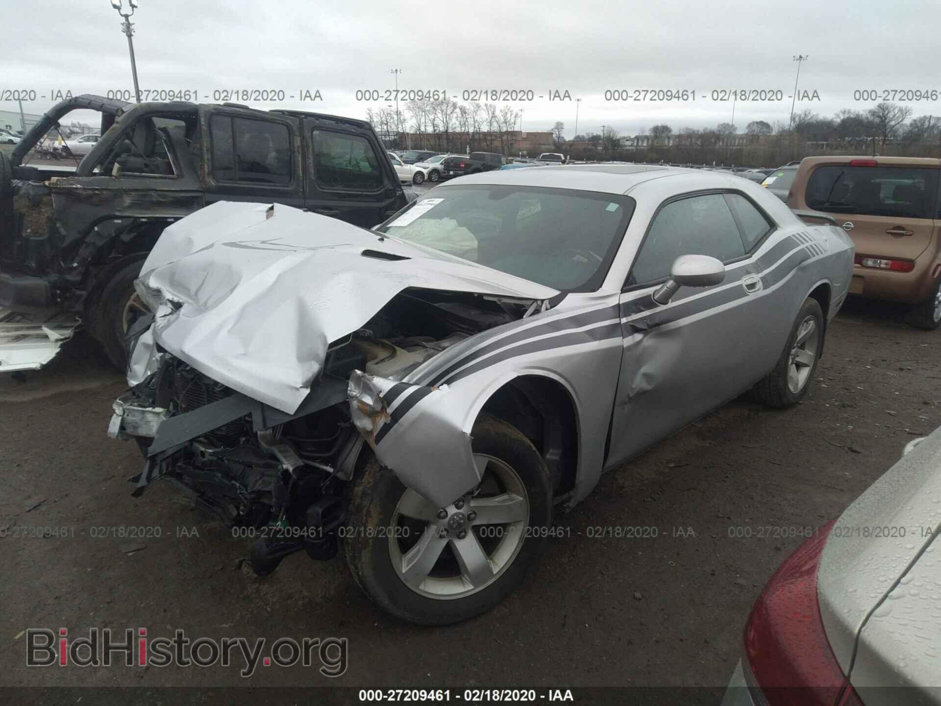 2010 DODGE CHALLENGER - VIN: 2B3CJ4DV2AH261345 - Photo 2