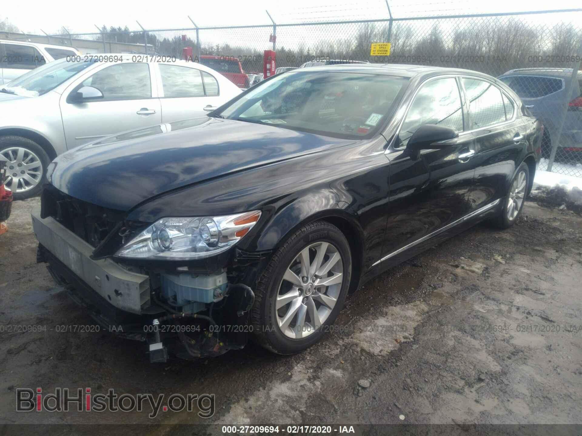 2011 LEXUS LS - VIN: JTHDL5EFXB5003348 - Фото 2
