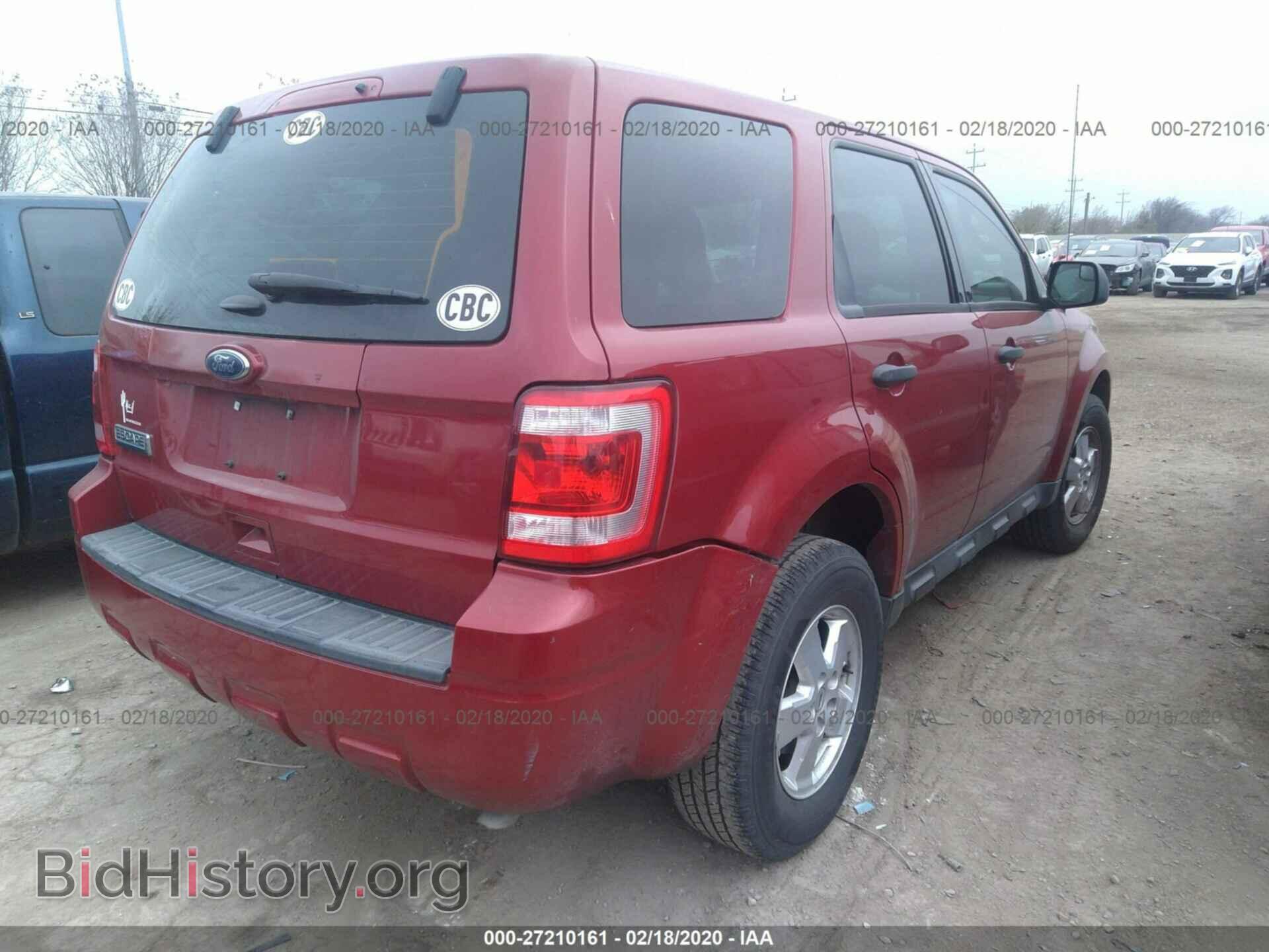 2011 FORD ESCAPE - VIN: 1FMCU0C76BKB13139 - Фото 4