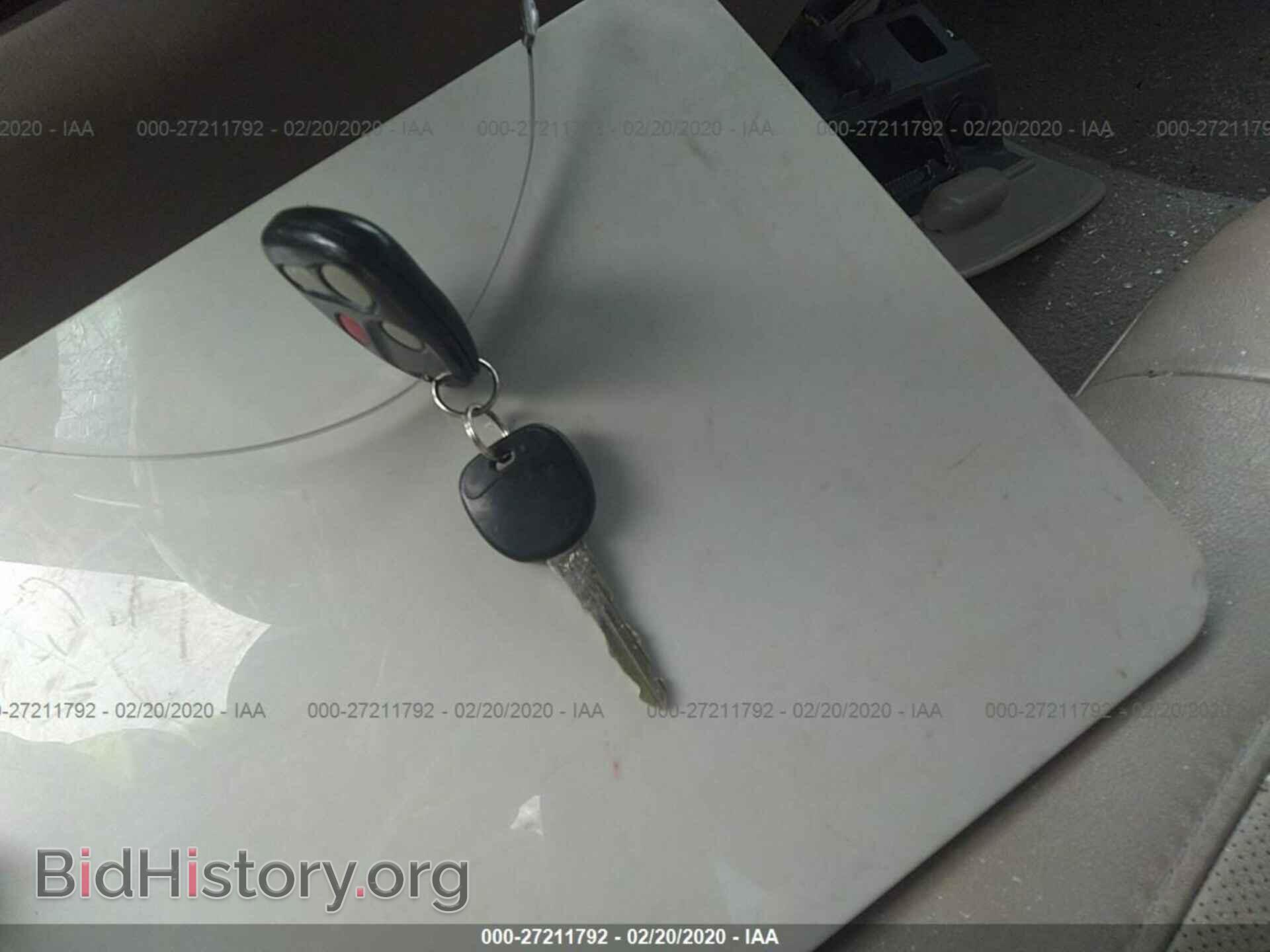2005 CADILLAC DEVILLE - VIN: 1G6KD54Y75U264443 - Photo 11