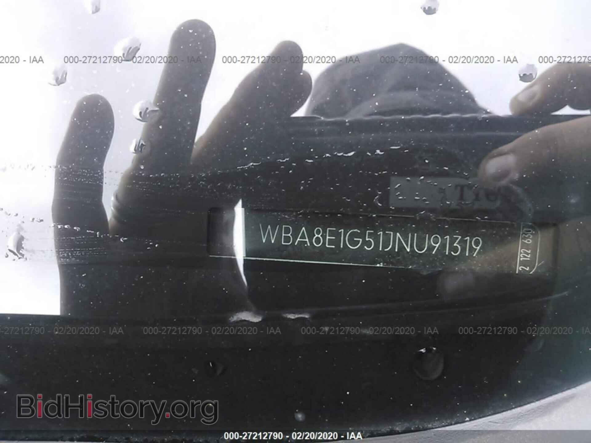 2018 BMW 320 - VIN: WBA8E1G51JNU91319 - Фото 9