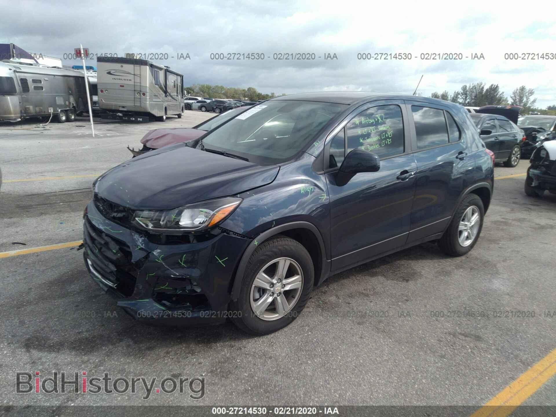 2019 CHEVROLET TRAX - VIN: 3GNCJKSB8KL283684 - Фото 2