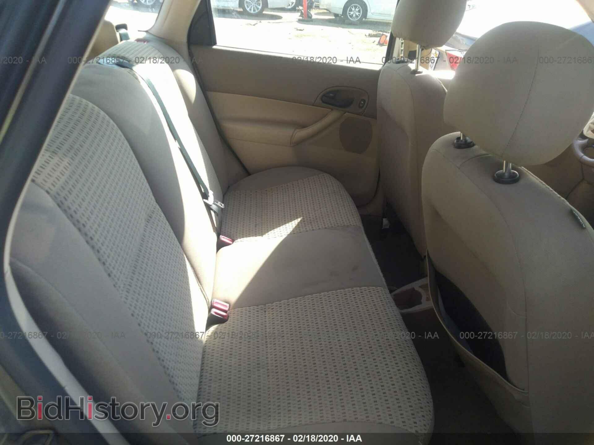 2005 FORD FOCUS - VIN: 1FAHP36N55W200739 - Фото 8