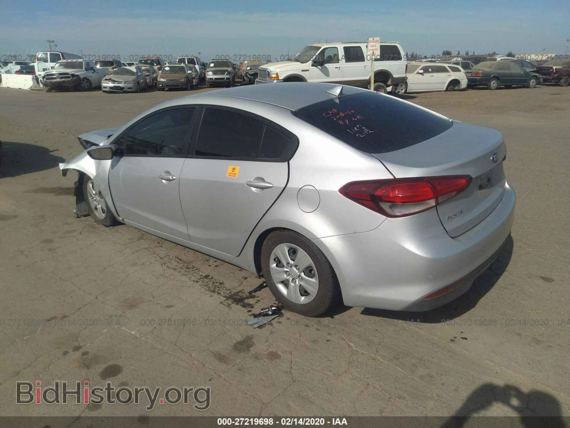 2017 KIA FORTE - VIN: 3KPFK4A71HE112672 - Фото 3