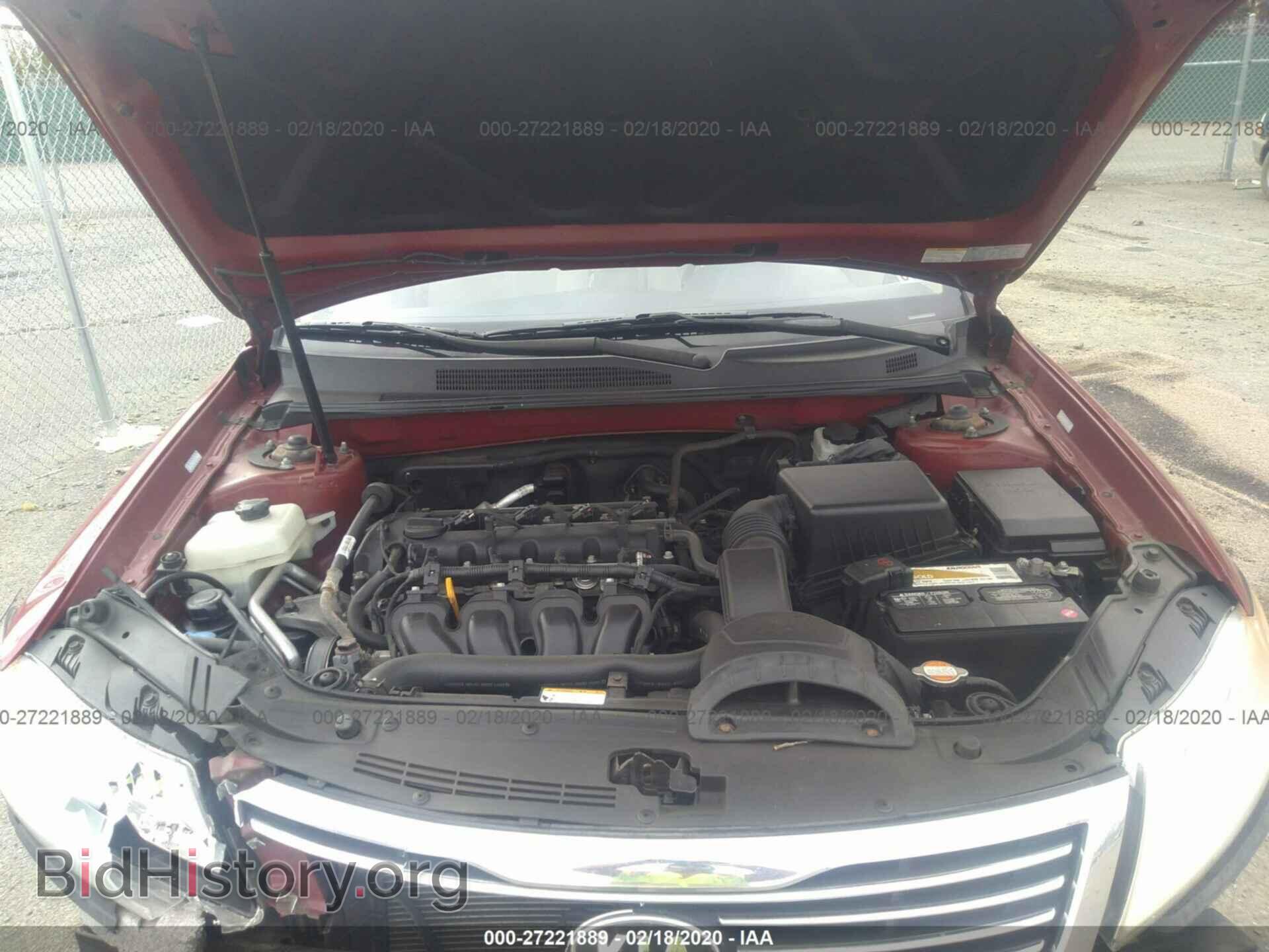 2009 KIA OPTIMA - VIN: KNAGE228195297839 - Фото 10