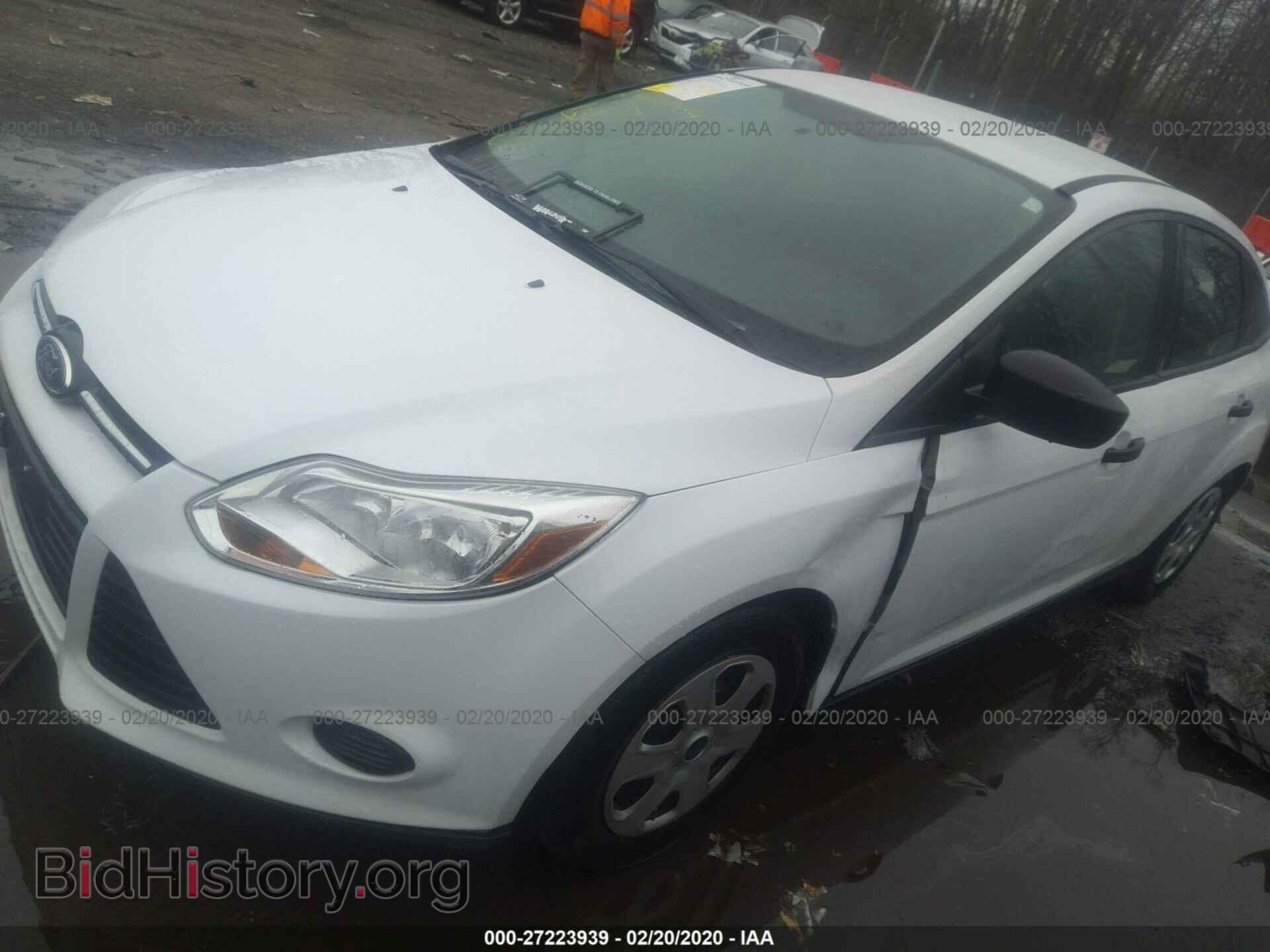 2014 FORD FOCUS - VIN: 1FADP3E25EL227883 - Фото 2