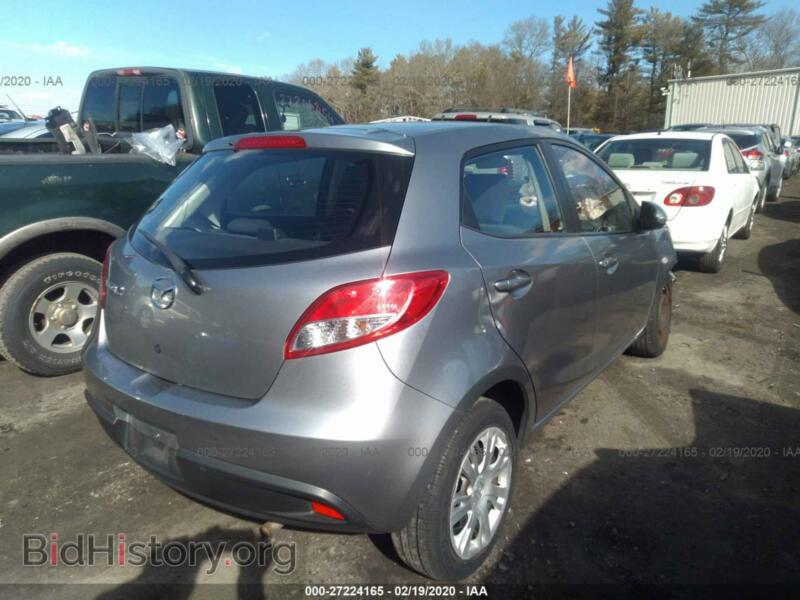 2011 Mazda MAZDA2 (VIN JM1DE1HZ1B0129055) — фото 4 из 11