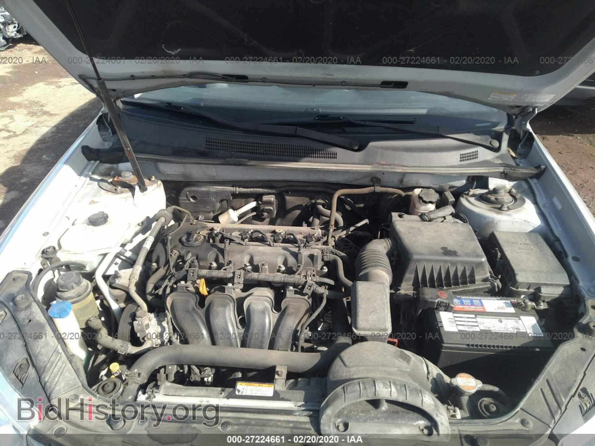 2009 KIA OPTIMA - VIN: KNAGE228695295732 - Фото 10