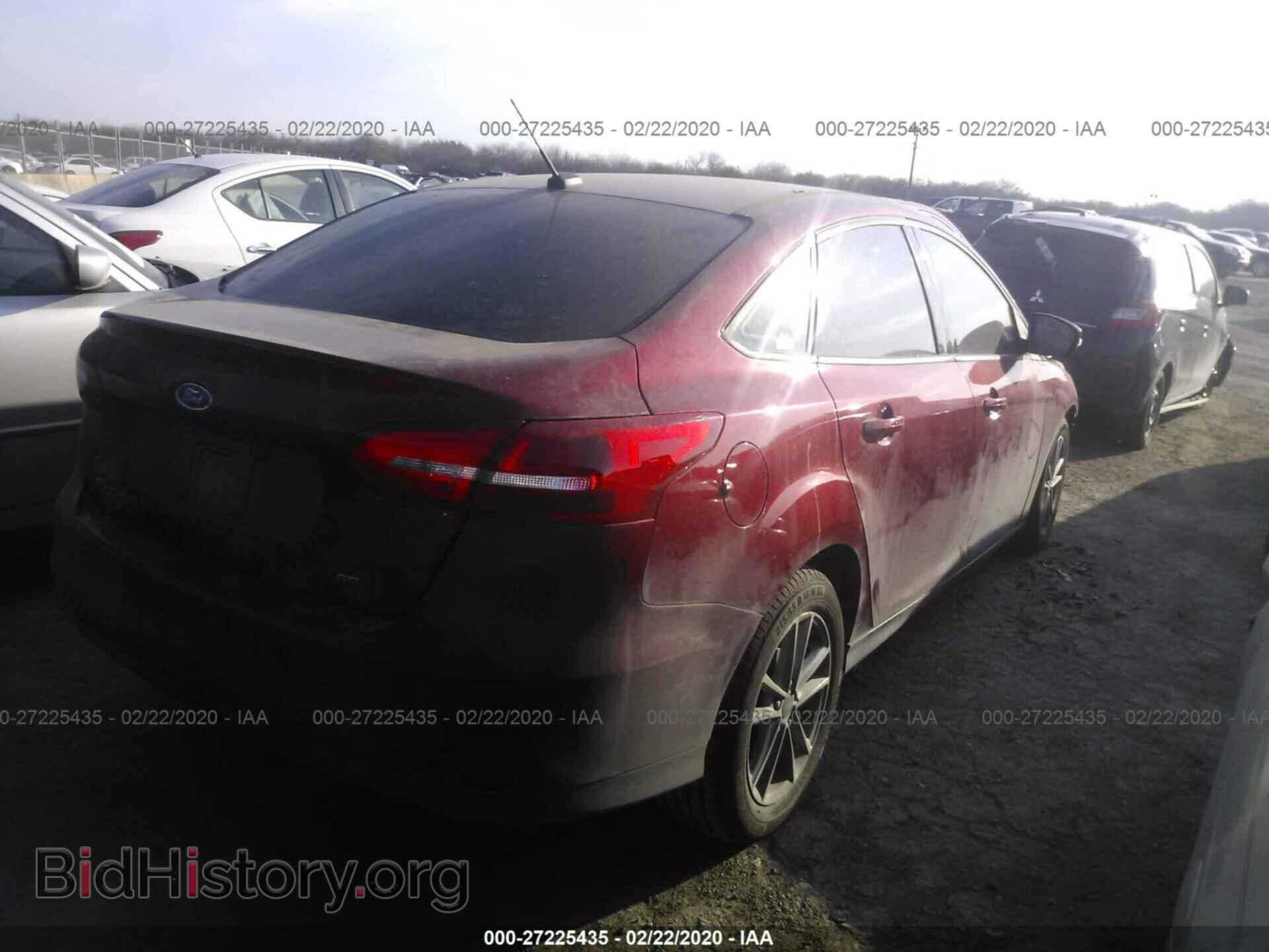 2017 FORD FOCUS - VIN: 1FADP3F2XHL254208 - Фото 4