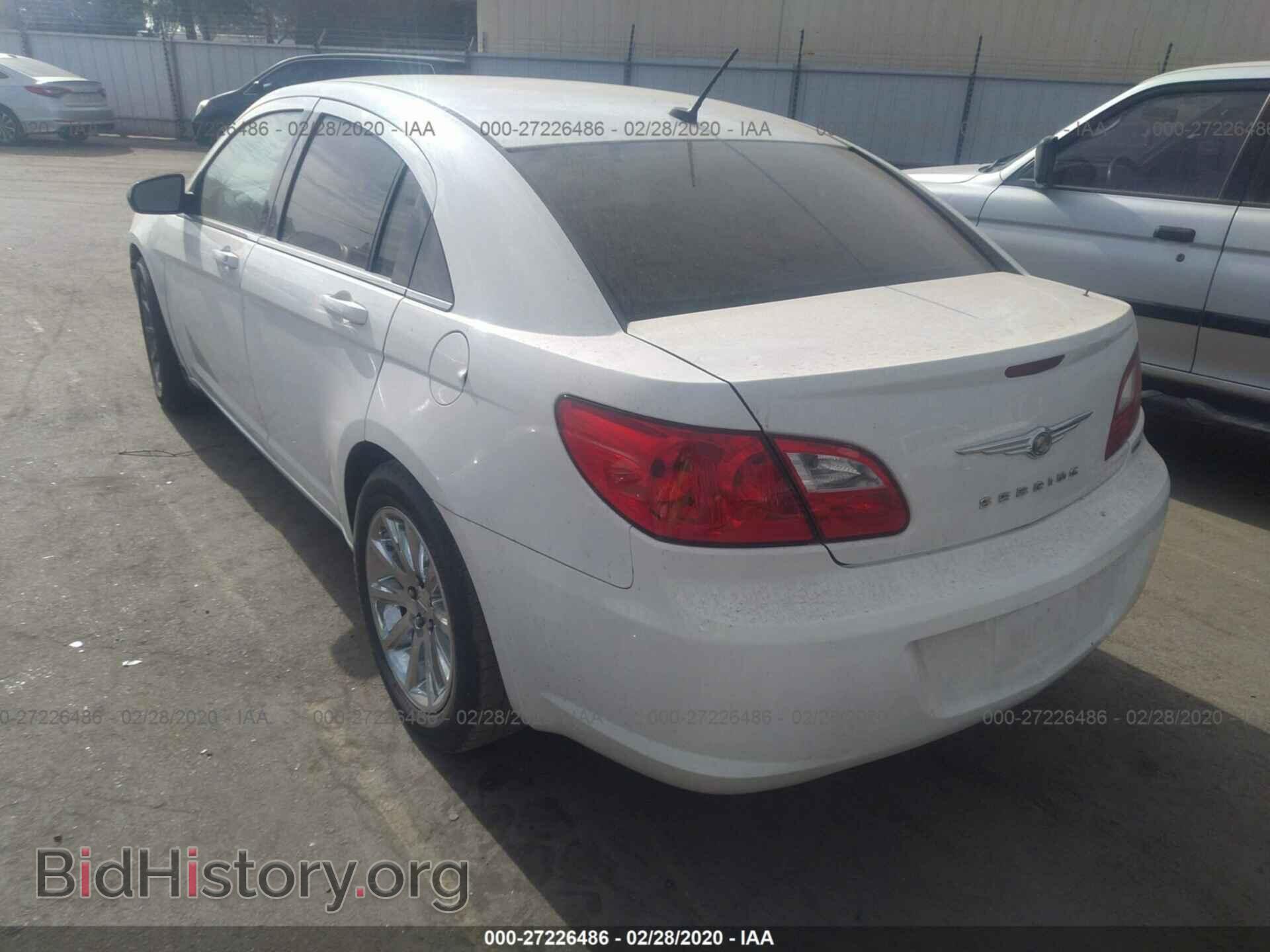 2010 CHRYSLER SEBRING - VIN: 1C3CC4FB4AN234073 - Фото 3