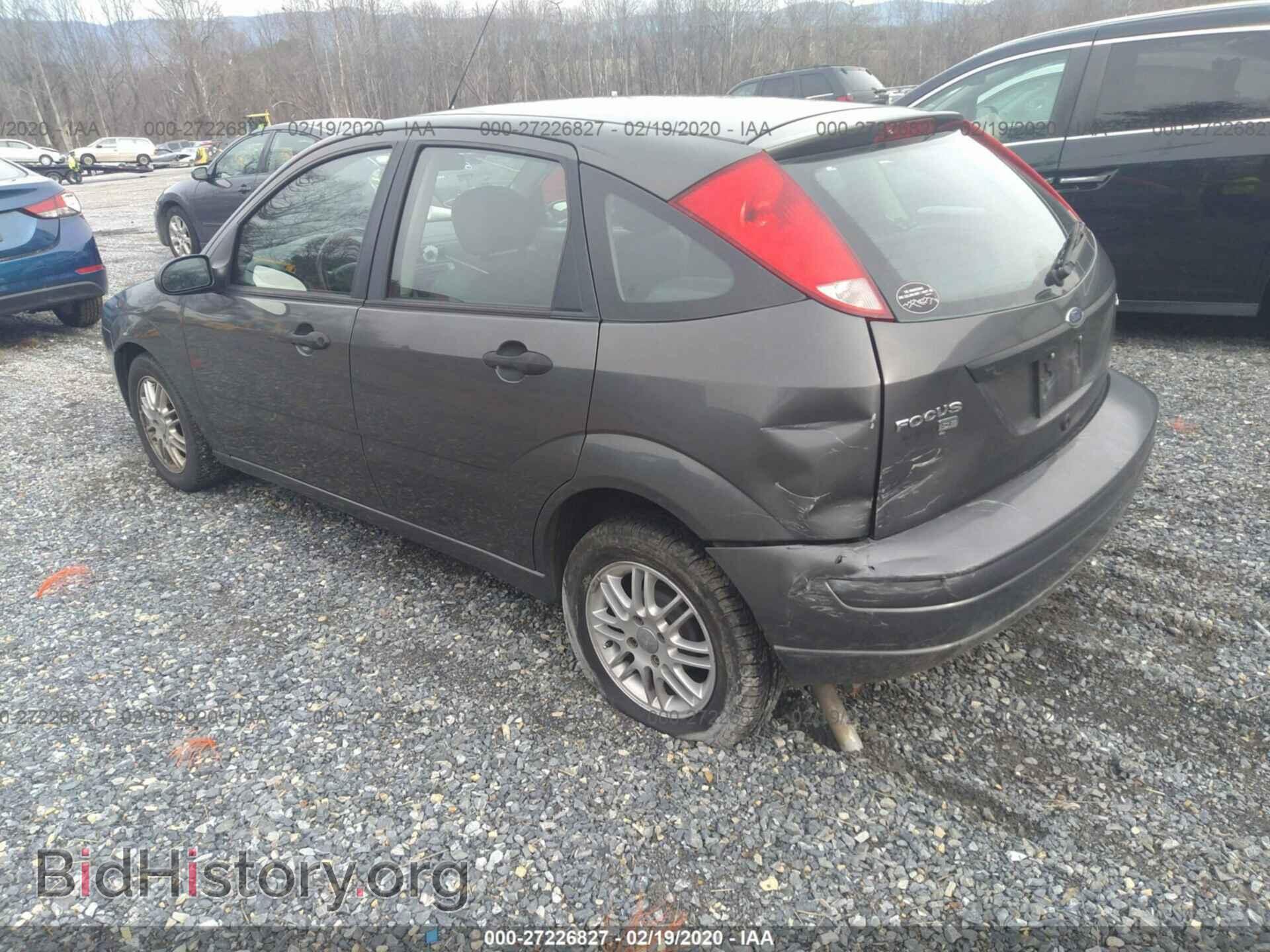 2005 FORD FOCUS - VIN: 3FAFP37N05R117132 - Фото 3