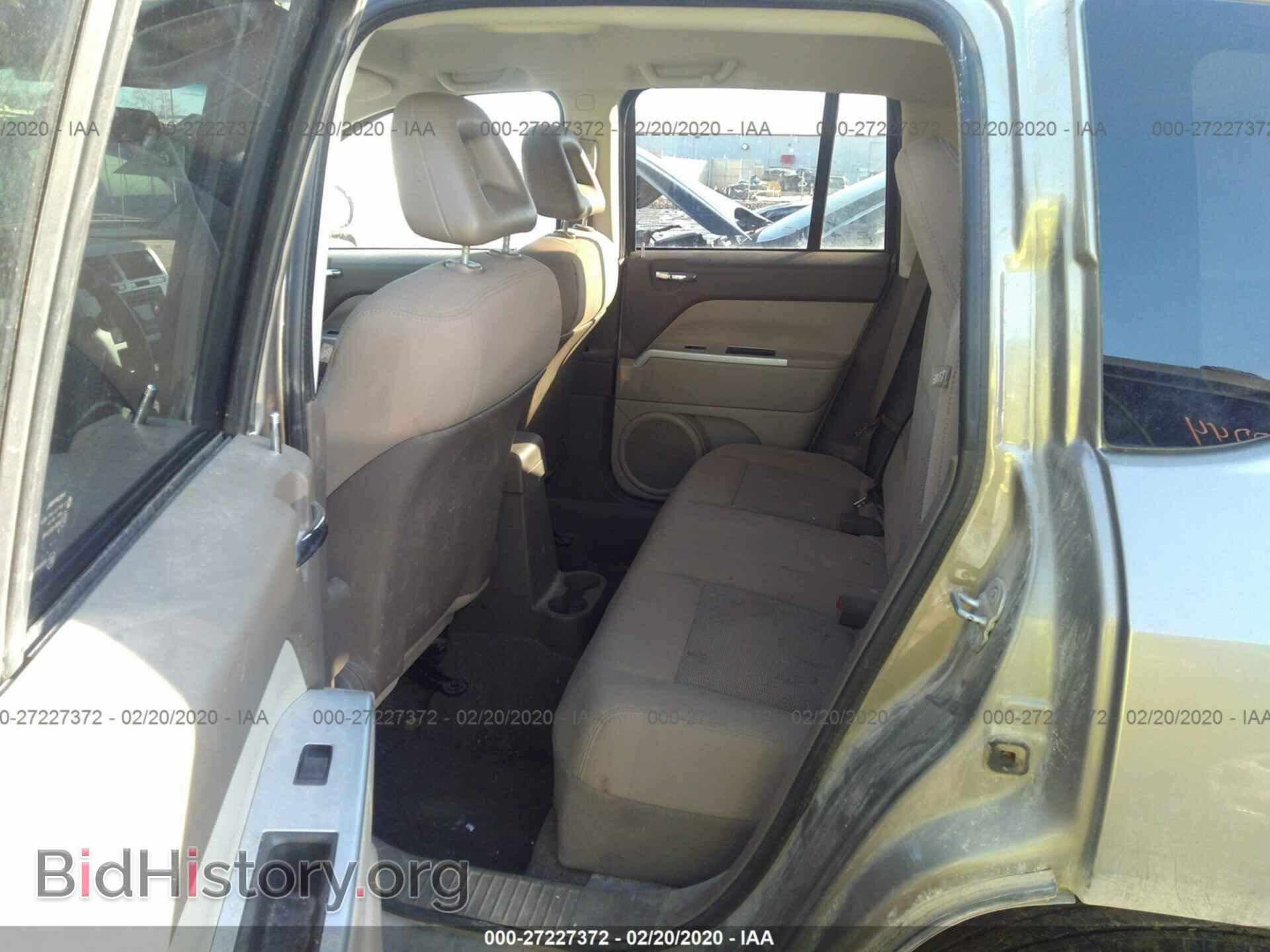 2008 JEEP COMPASS - VIN: 1J8FT47W18D748465 - Фото 8