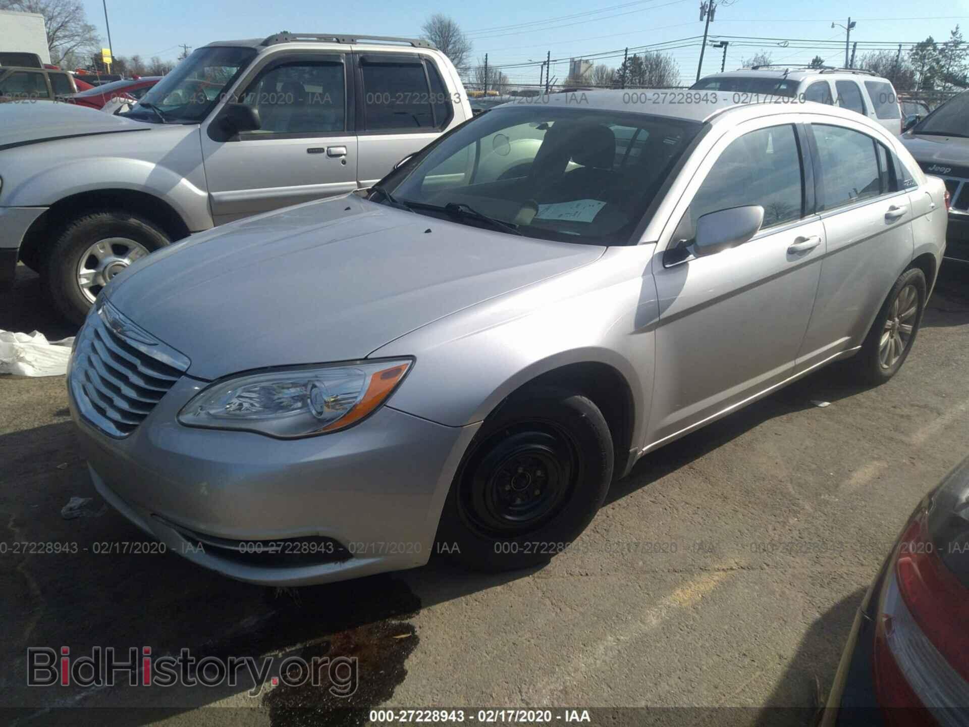 2012 CHRYSLER 200 - VIN: 1C3CCBBBXCN127347 - Photo 2